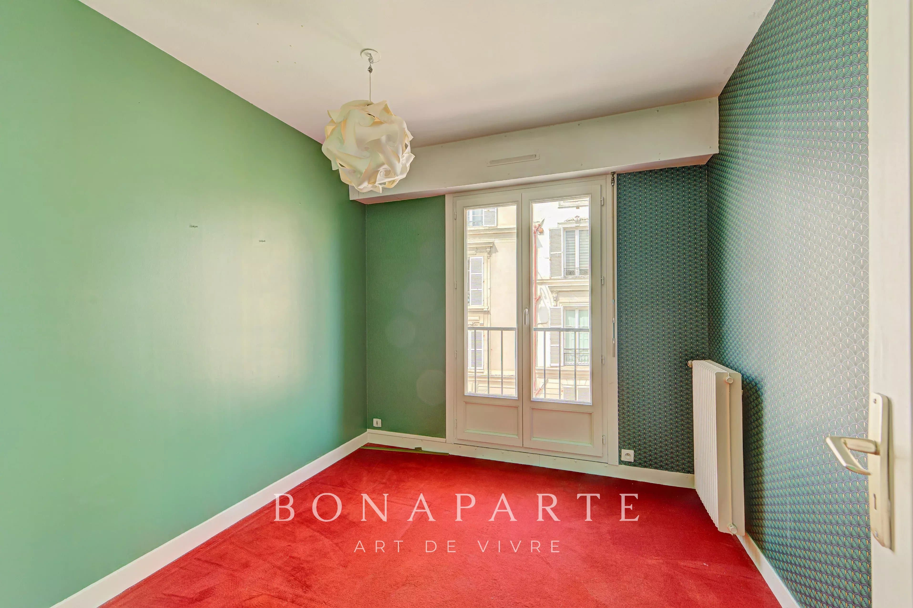 VERSAILLES - ENTRE CHÂTEAU ET MARCHÉ NOTRE-DAME – 115 M² – 3 CHAMBRES – 2 PARKINGS EN SOUS-SOL - Photo 9
