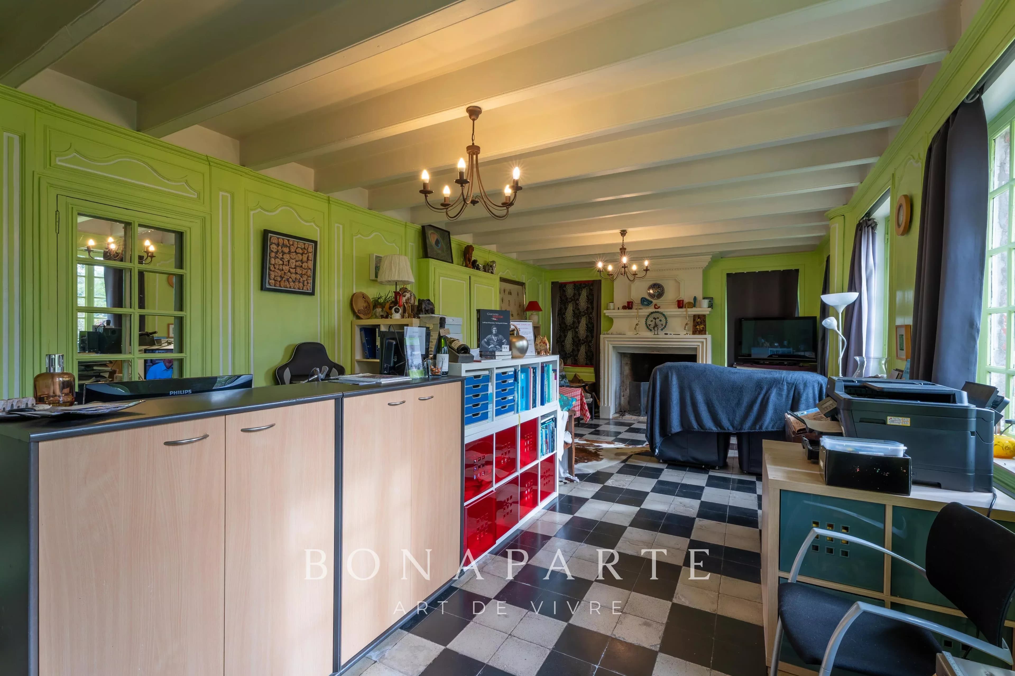 Manoir XVIIe avec dépendances - Photo 9