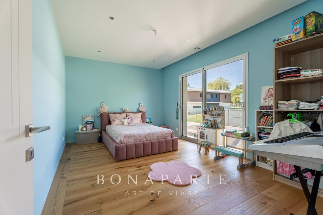 DIVONNE-LES-BAINS – MAISON CONTEMPORAINE DE PRESTIGE – PISCINE & POOL HOUSE - Photo 14