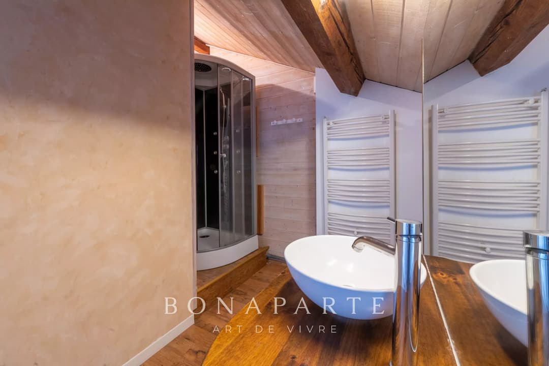 ROANNE - BEL APPARTEMENT LUMINEUX / 3 CHAMBRES - TERRASSE ET CAVE - Photo 12