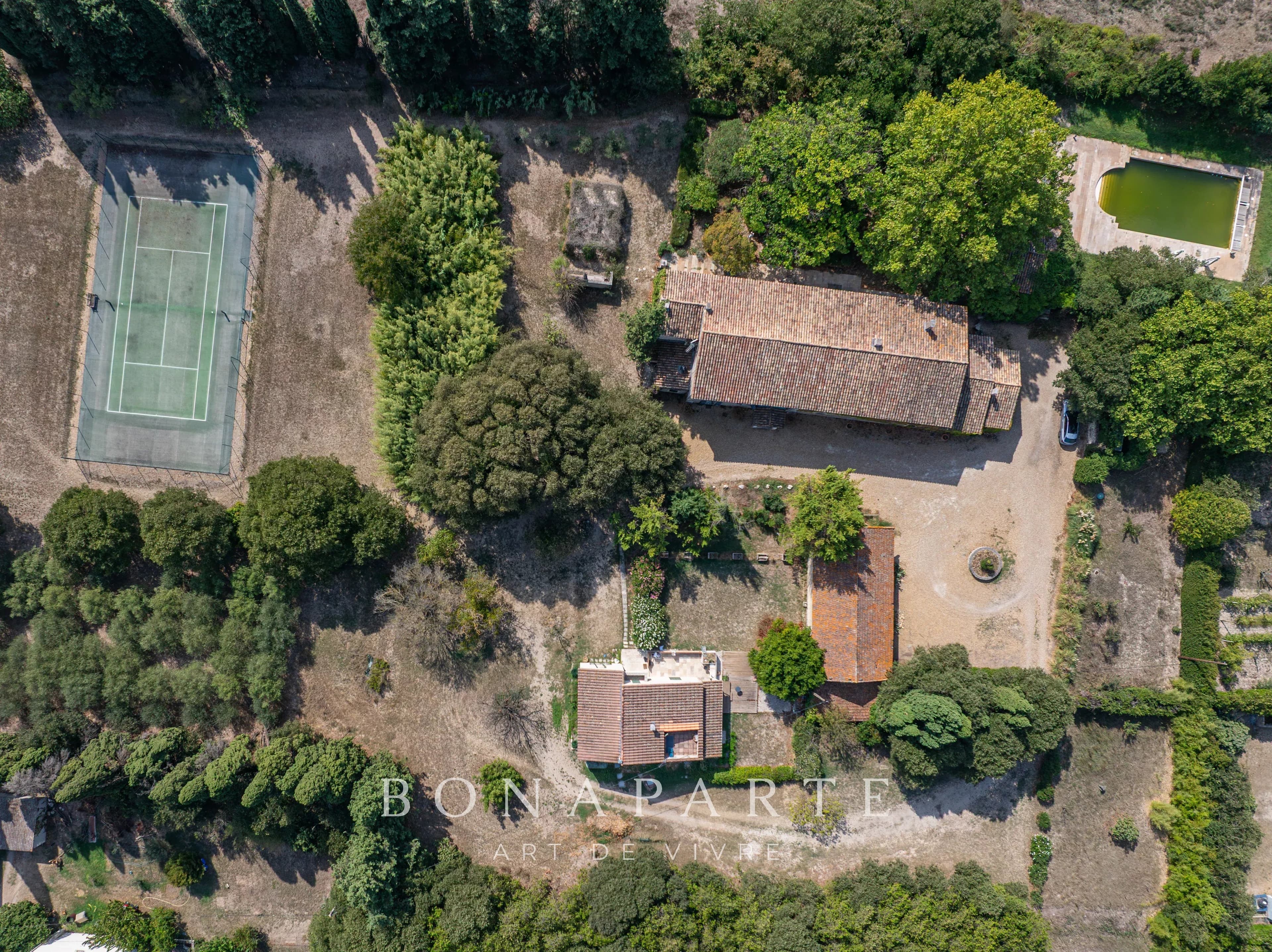 PROPRIETE DE CARACTERE A 10 MIN DE ST REMY DE PROVENCE - Photo 2