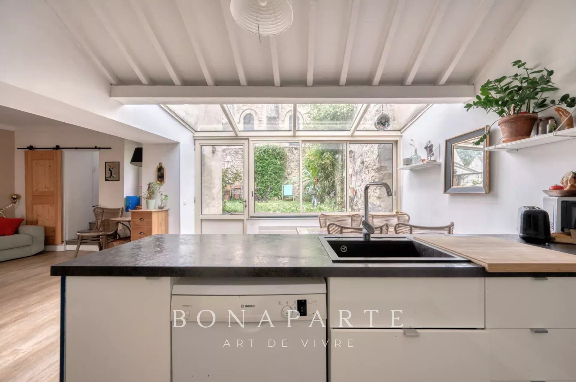 VILLEPREUX - VILLAGE - CHARMING 4-ROOM HOUSE