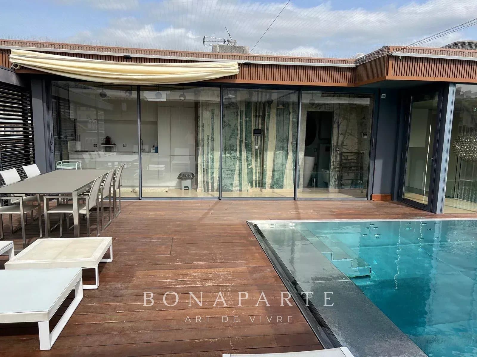 LYON - MONPLAISIR - APPARTEMENT - TERRASSE - PISCINE - Photo 3