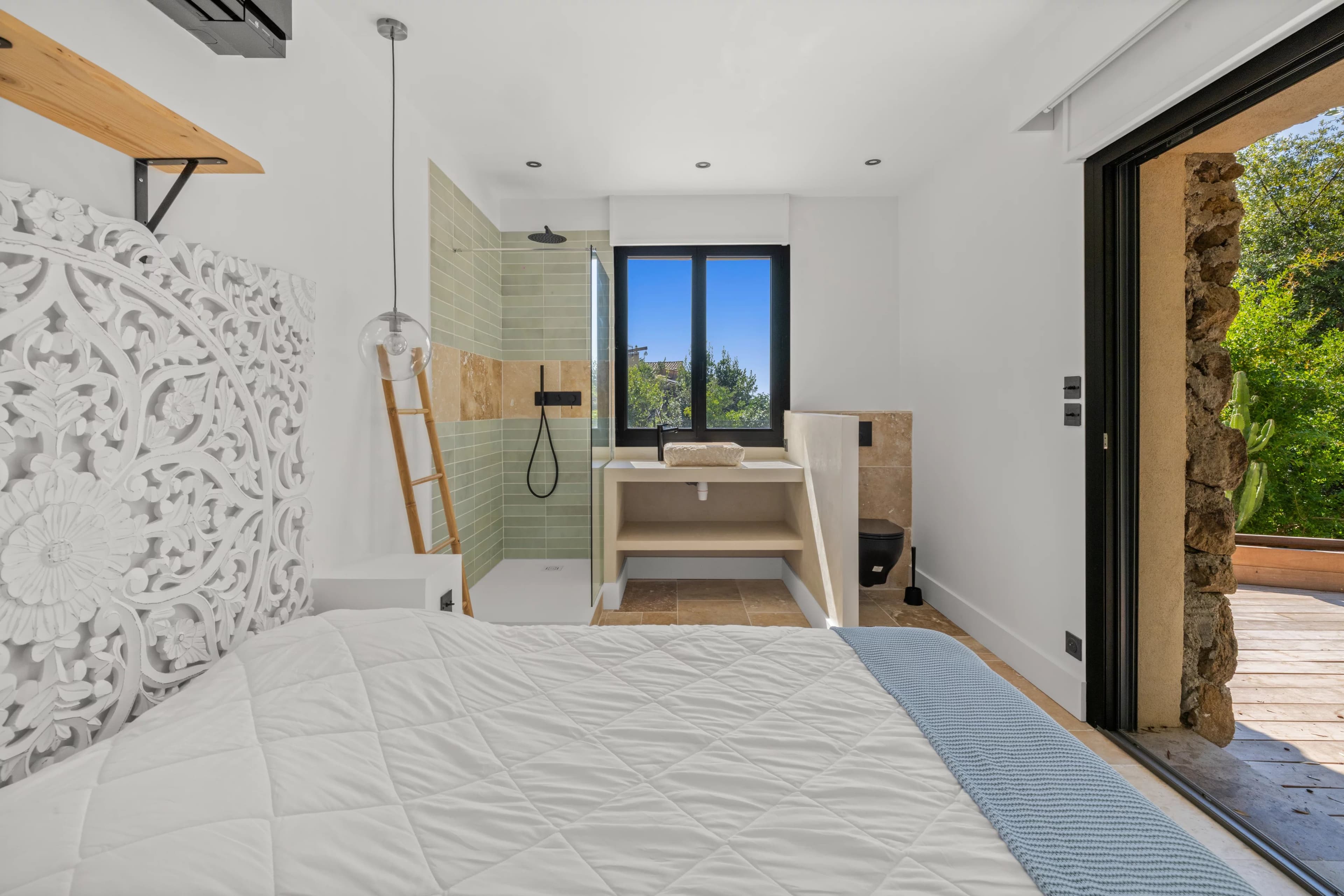 Aux portes de SUPER CANNES, élégante villa entiérement rénovée - vue mer panoramique - position dominante - Photo 22