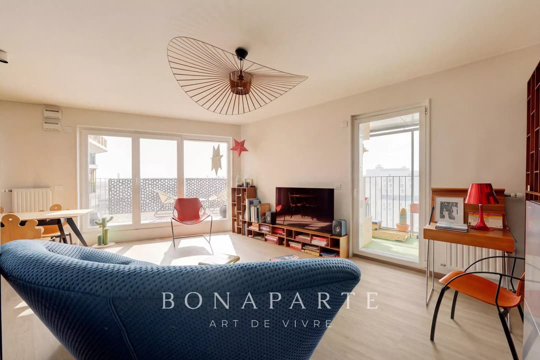 PARIS 13 / PLACE AURÉLIE NEMOURS – APPARTEMENT / 3 CHAMBRES – TERRASSE / PARKINGS - Photo 4