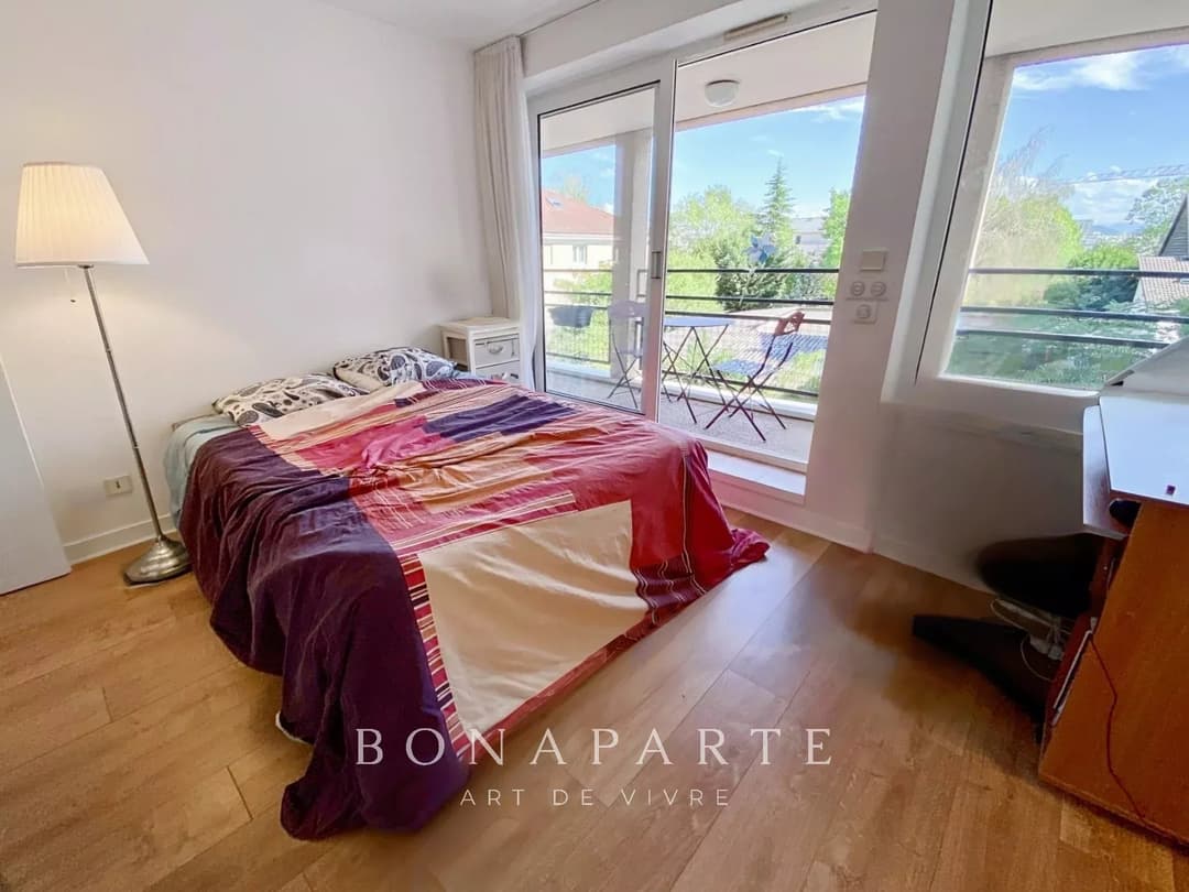 FERNEY-VOLTAIRE, T3 DE 75,2 M² EN CENTRE-VILLE - Photo 2