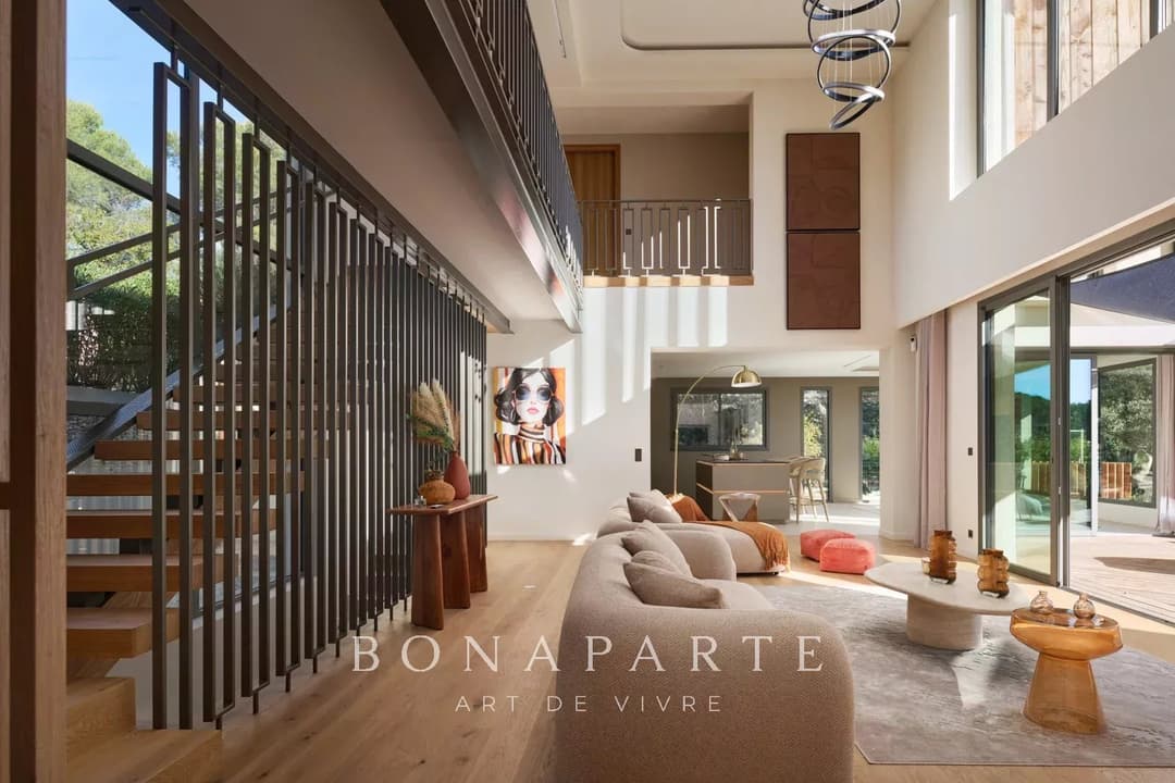 Villa 244m² avec jardin - Saint-Raphaël - Photo 8