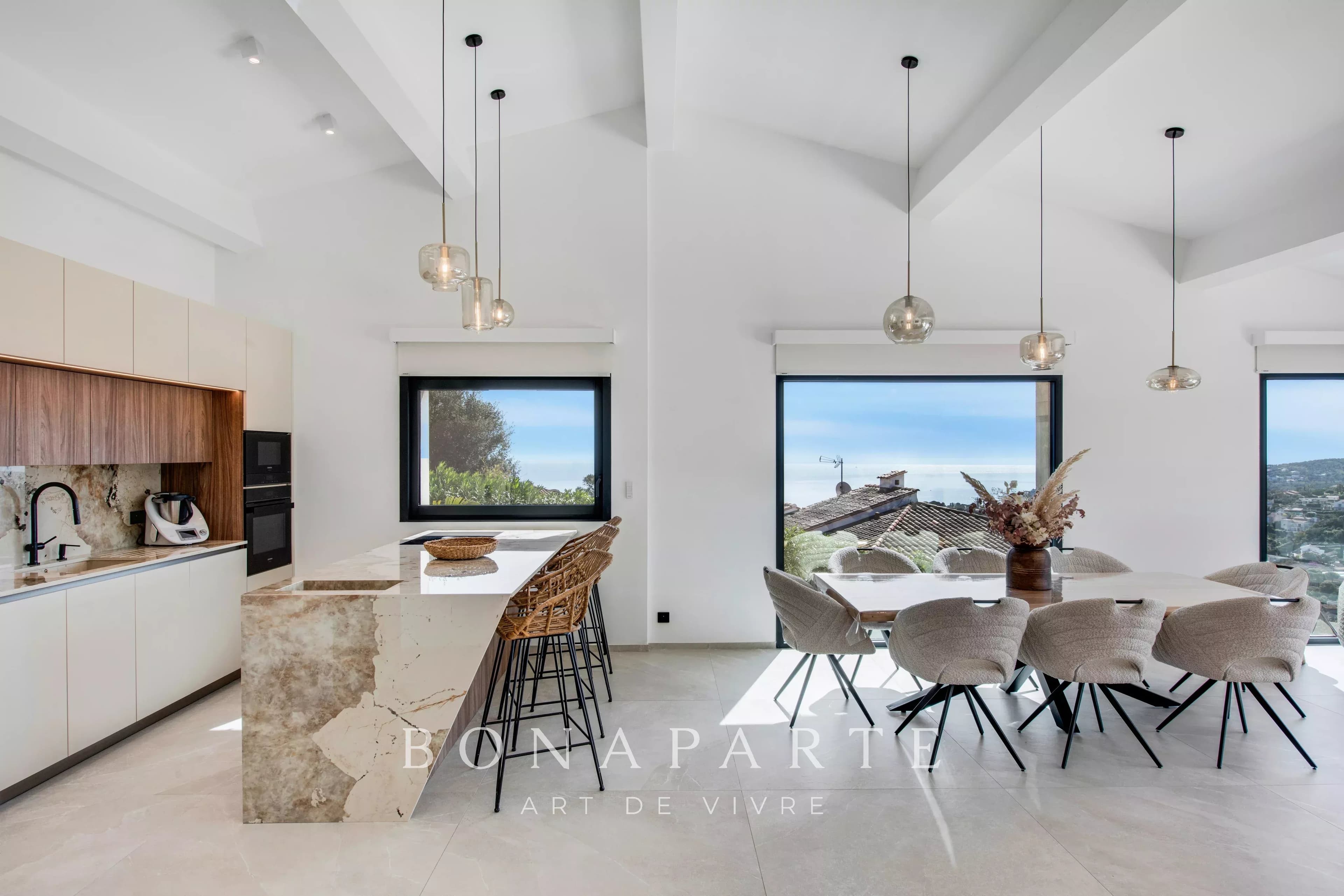 LES ISSAMBRES : Villa contemporaine d’exception – 257 m² habitables – Vue mer panoramique - Photo 6