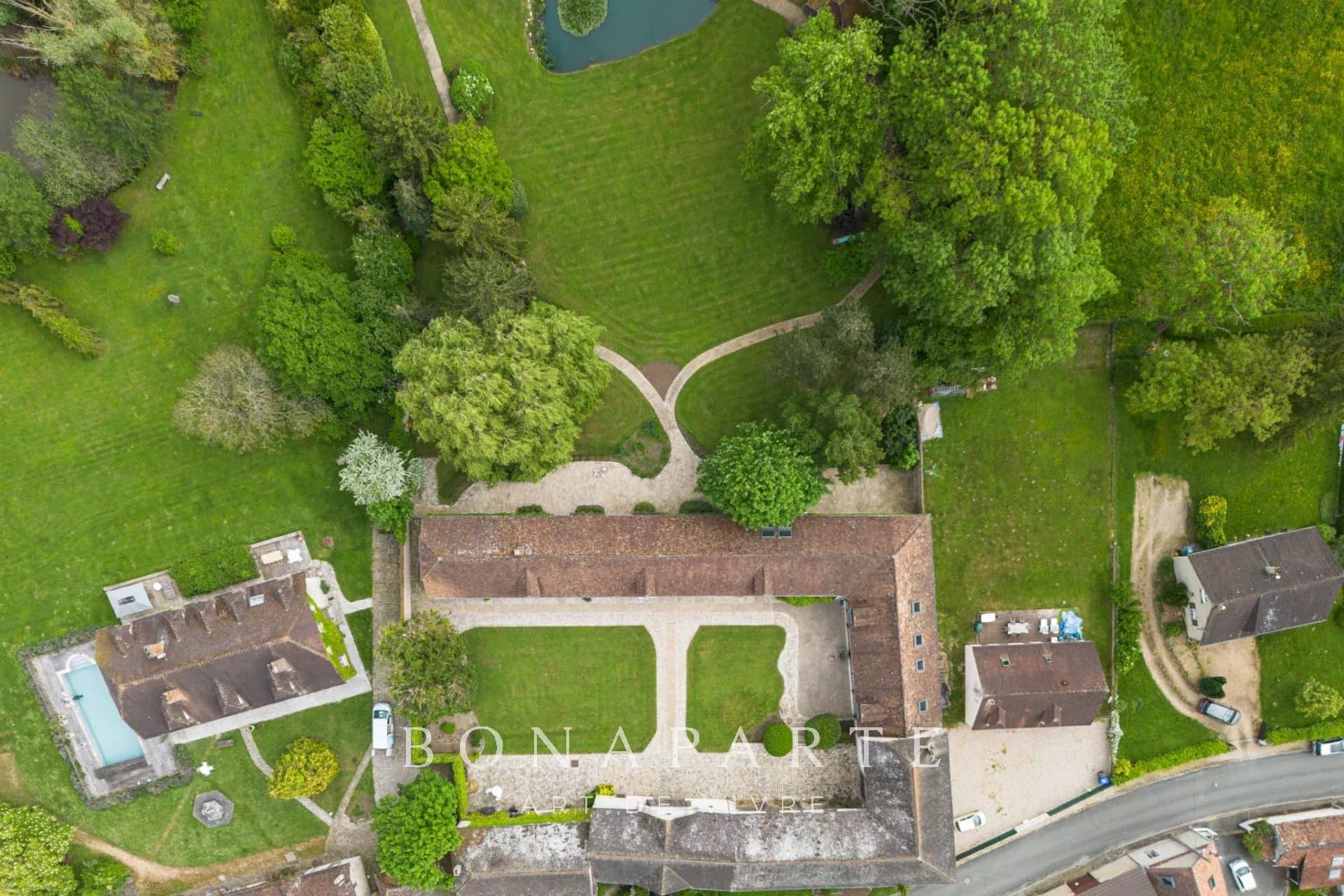 Demeure d’exception avec étang, piscine et dépendance à 1h de Paris - Photo 35