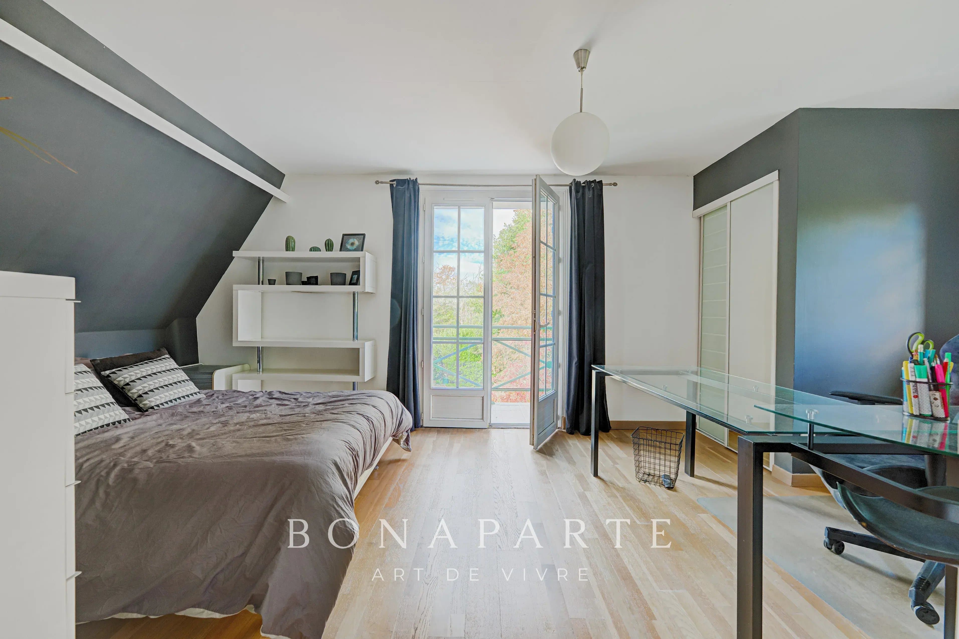 JOUARS-PONTCHARTRAIN – MAISON FAMILIALE – 191 M² HABITABLES – 222 M² AU SOL – 5 CHAMBRES - Photo 13