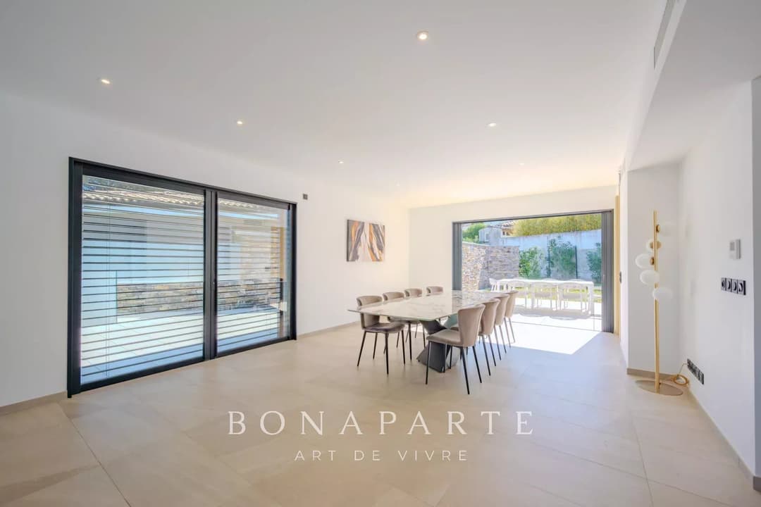 EXCLUSIVITE : Magnifique "villa appartement" en duplex avec très belle vue mer - Photo 10