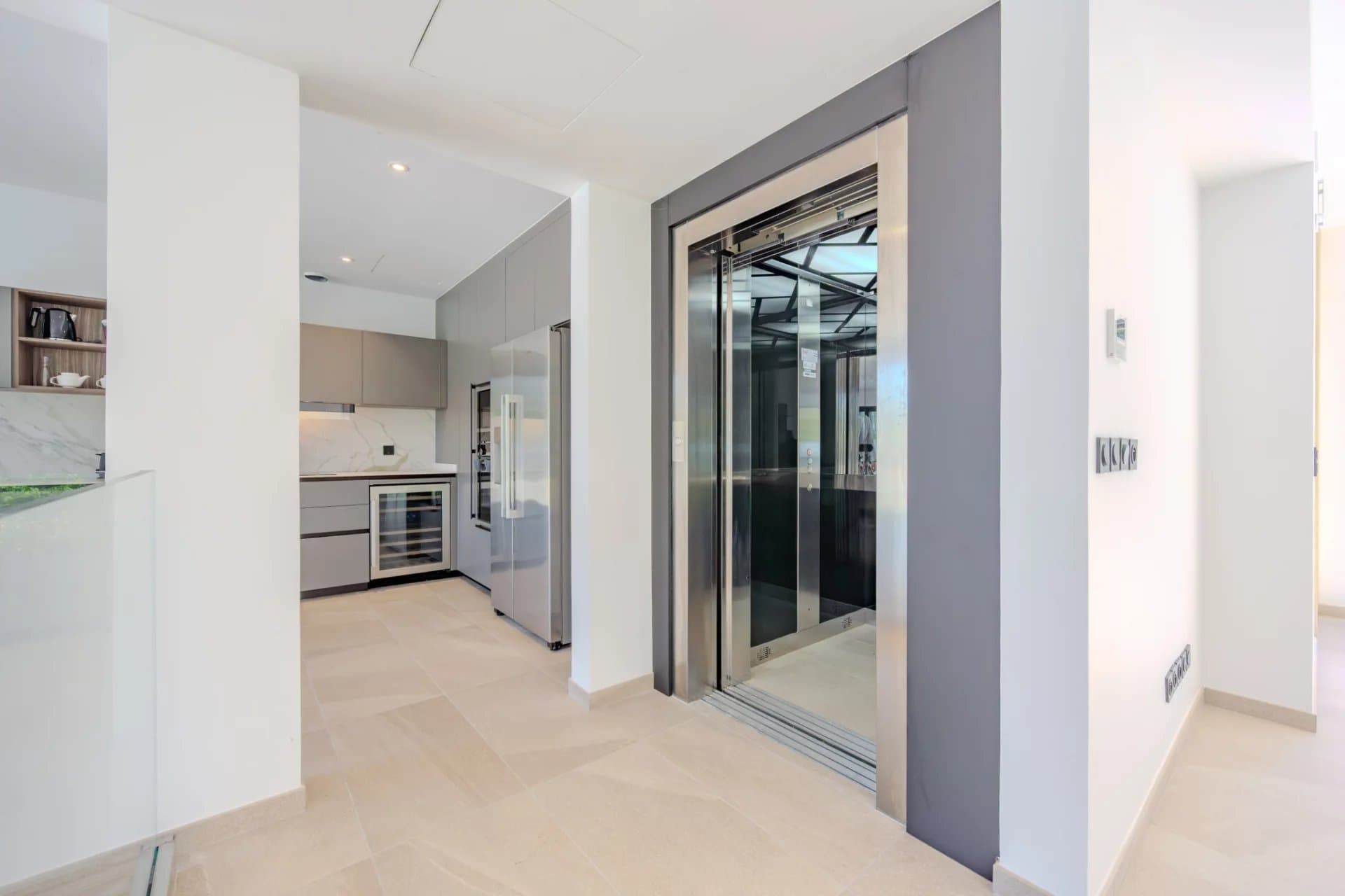 EXCLUSIVITE : Magnifique "villa appartement" en duplex avec très belle vue mer - Photo 19