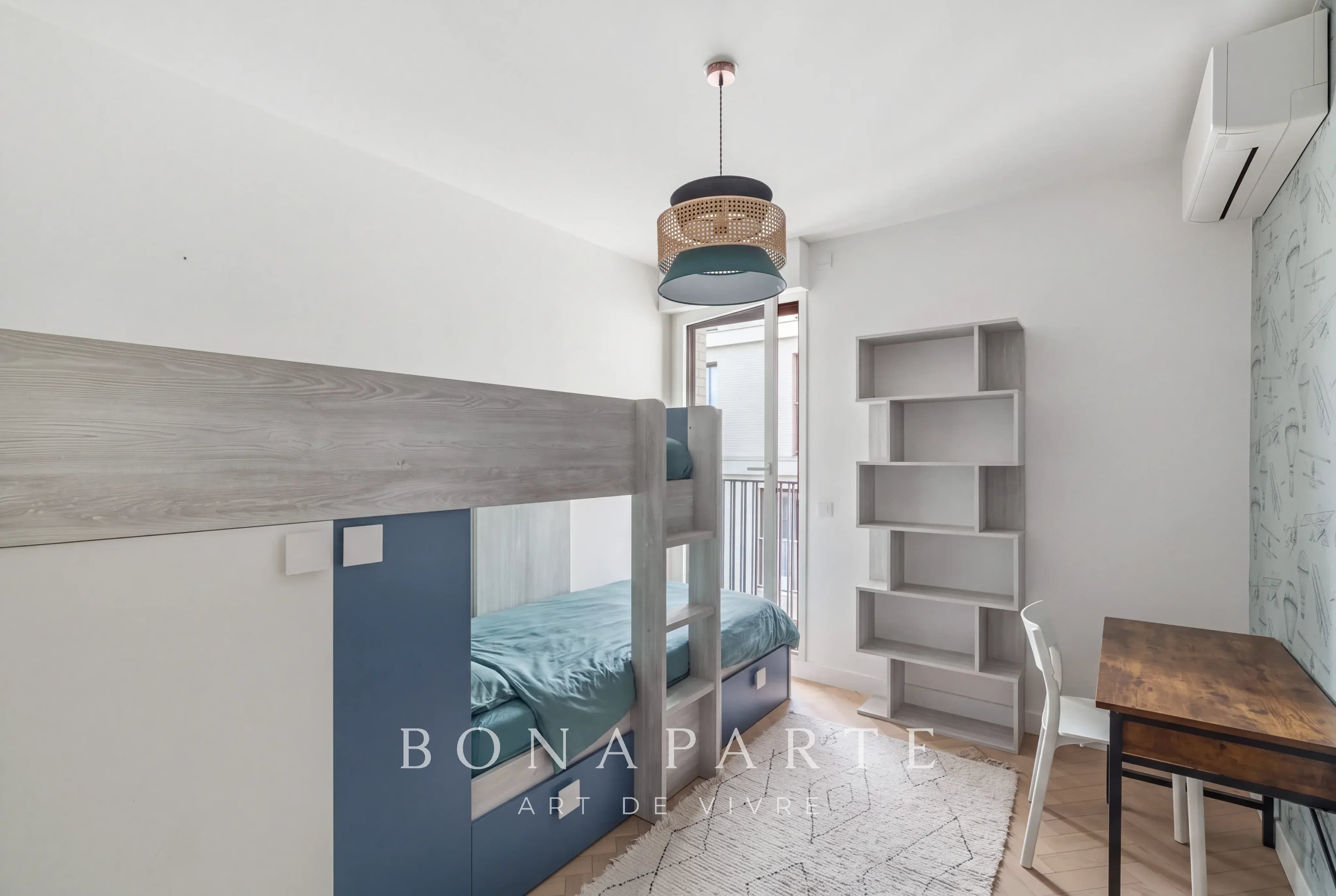 ISSY-LES-MOULINEAUX - APPARTEMENT FAMILIAL AVEC BALCON - Photo 10