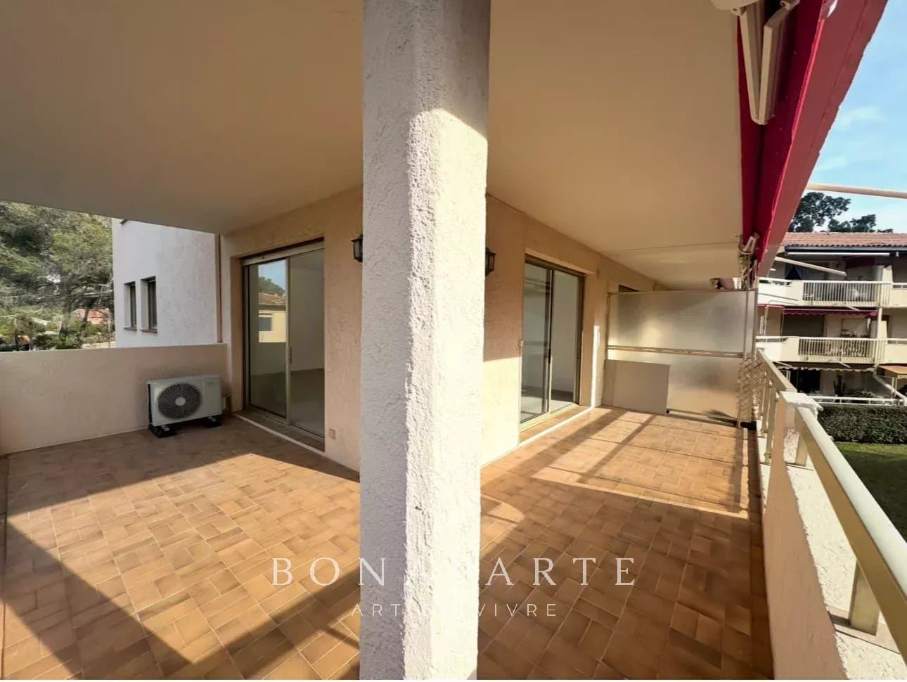 SAINT RAPHAEL / SANTA LUCIA - APPARTEMENT RÉNOVÉ - TERRASSE 22 M² - Photo 4