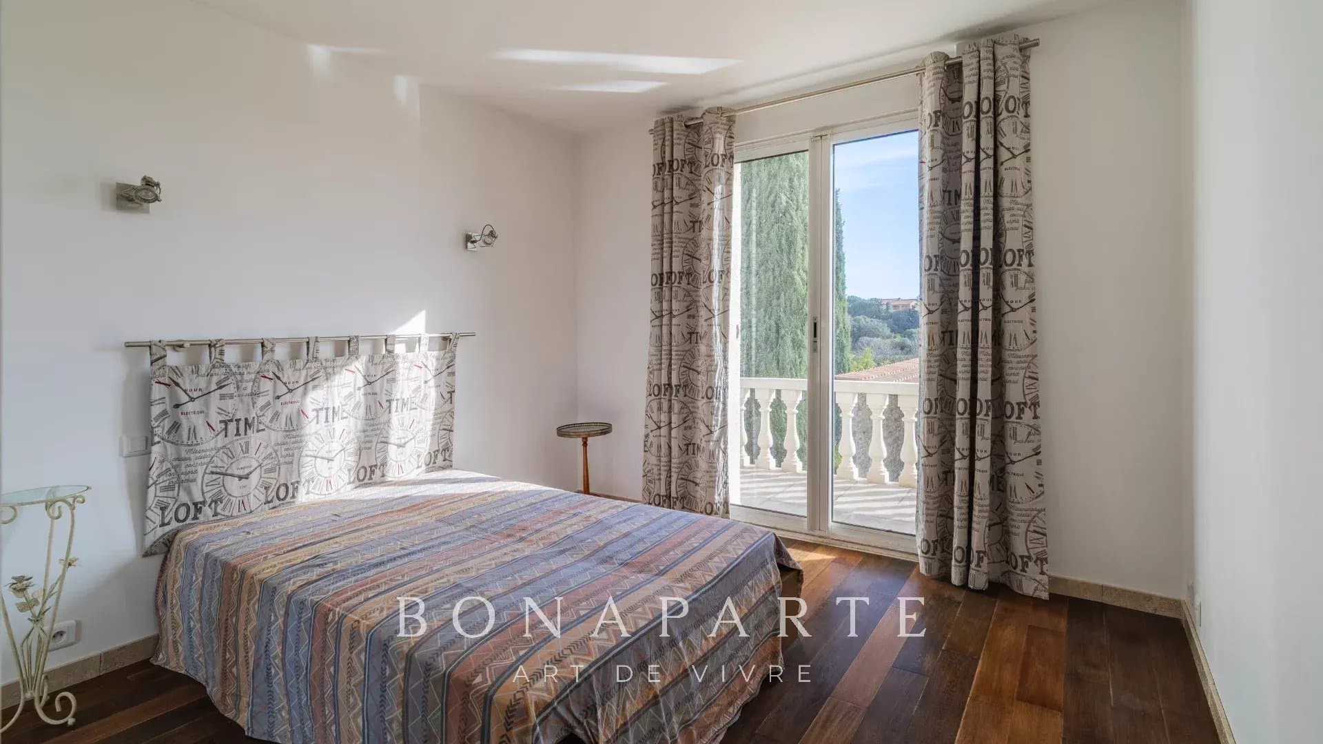 Villa avec vue golf – 160 m² – Piscine – Sous-sol 182 m² - Photo 7