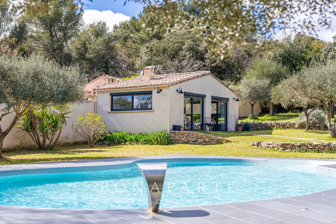 Villa d’architecte confidentielle aux portes de Montpellier - Photo 12