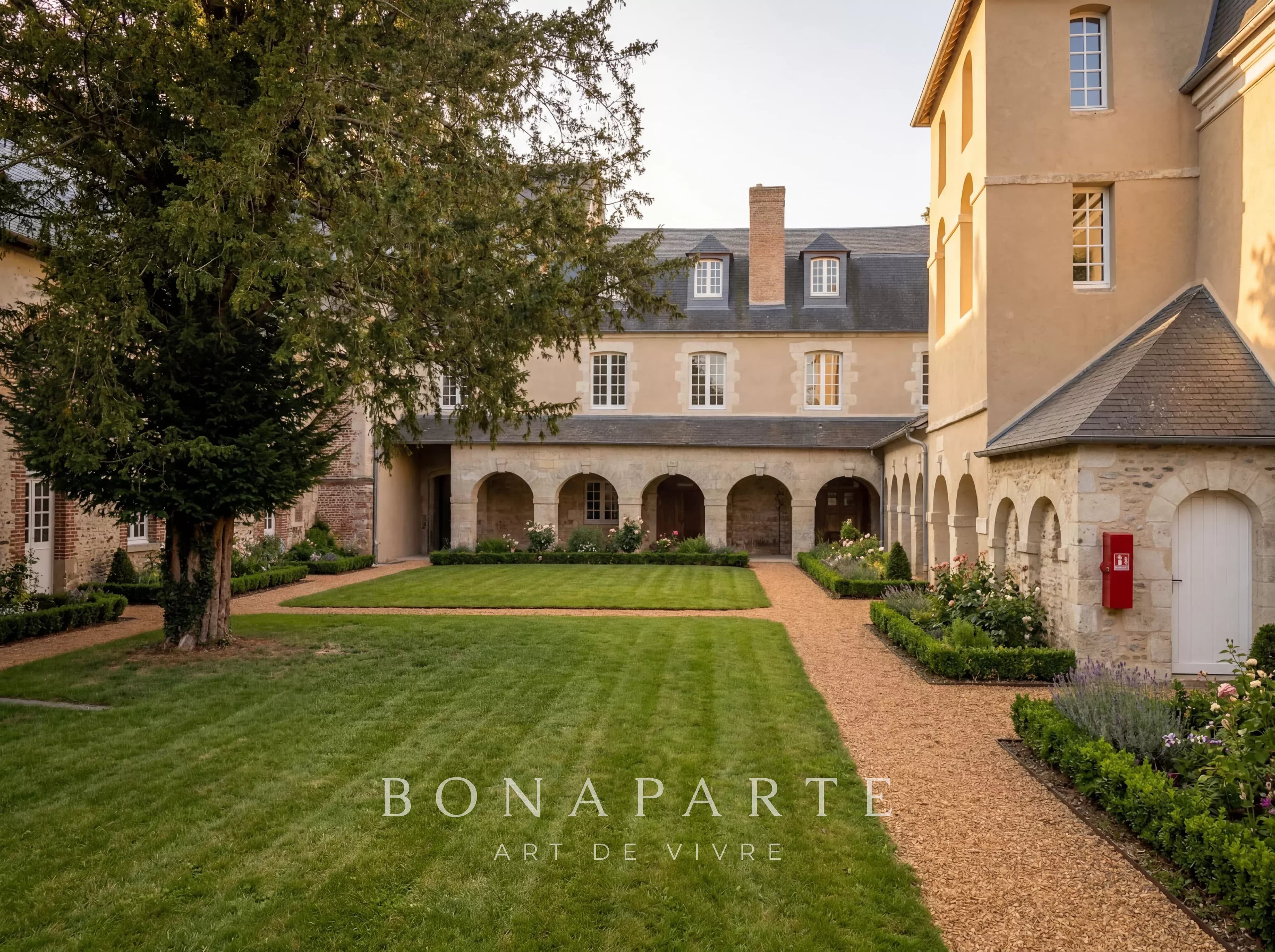 PAYS D'AUGE - ANCIEN PRIEURE A RENOVER - Photo 4