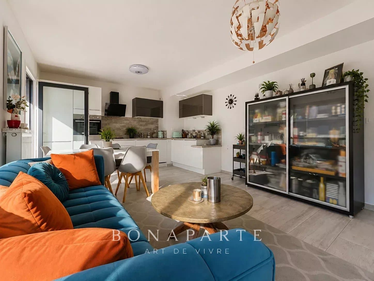 FERNEY-VOLTAIRE - Appartement centre-ville - Photo 4