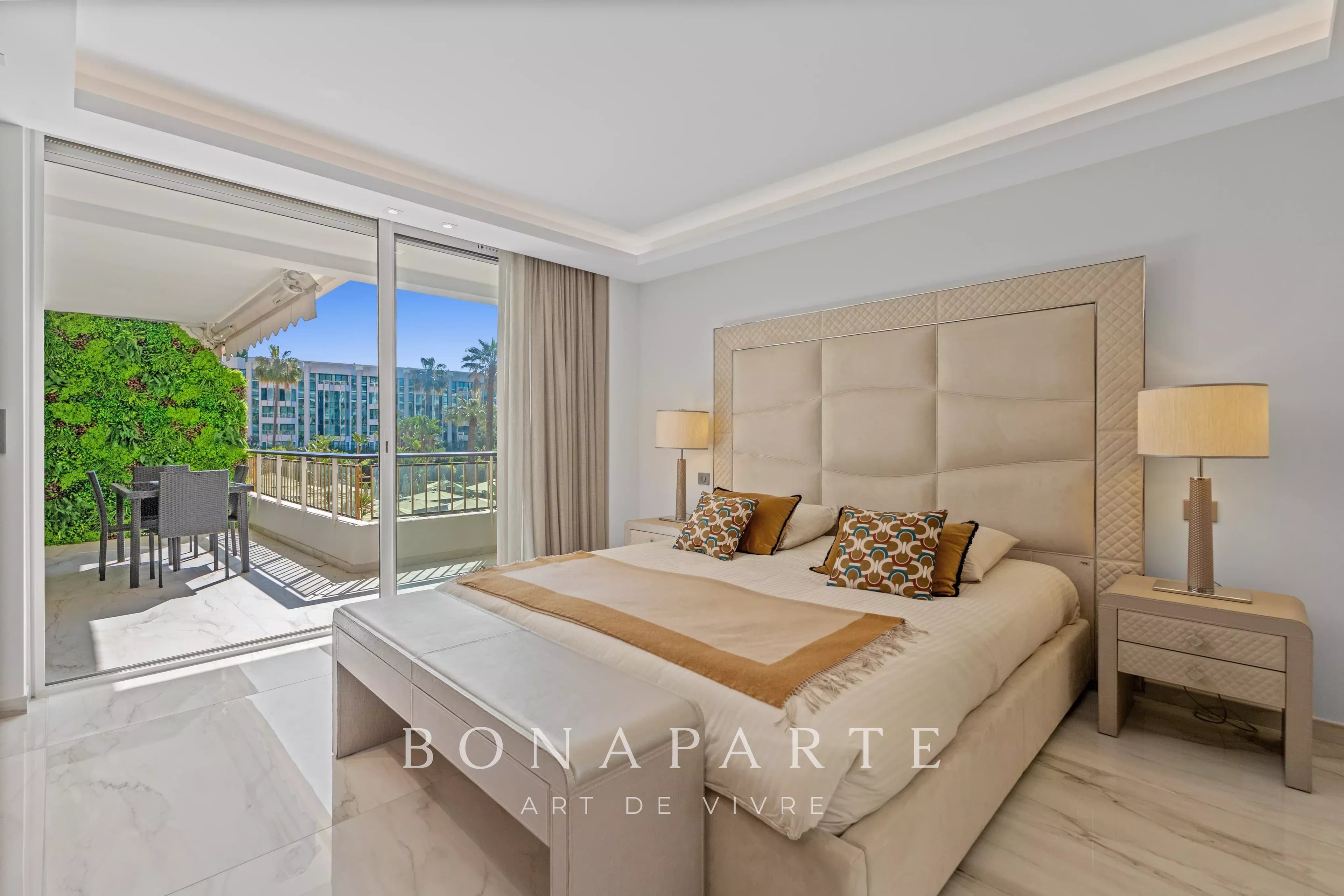 CANNES - CROISETTE -  GRAND HOTEL 3 pièces - Photo 9