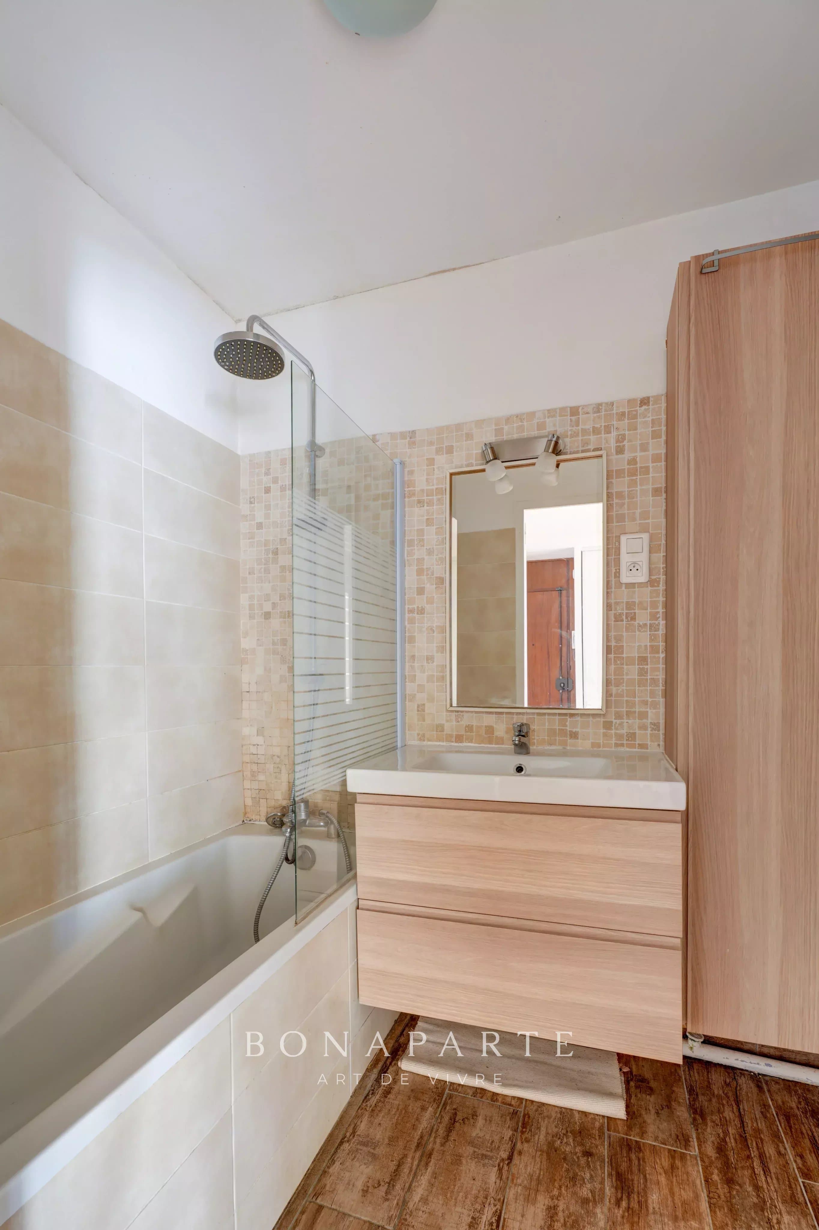 CUIRE LE HAUT / PIERRE BRUNIER - APPARTEMENT T4 / 2 CHAMBRES - AVEC RENOVATION ENERGETIQUE - Photo 13