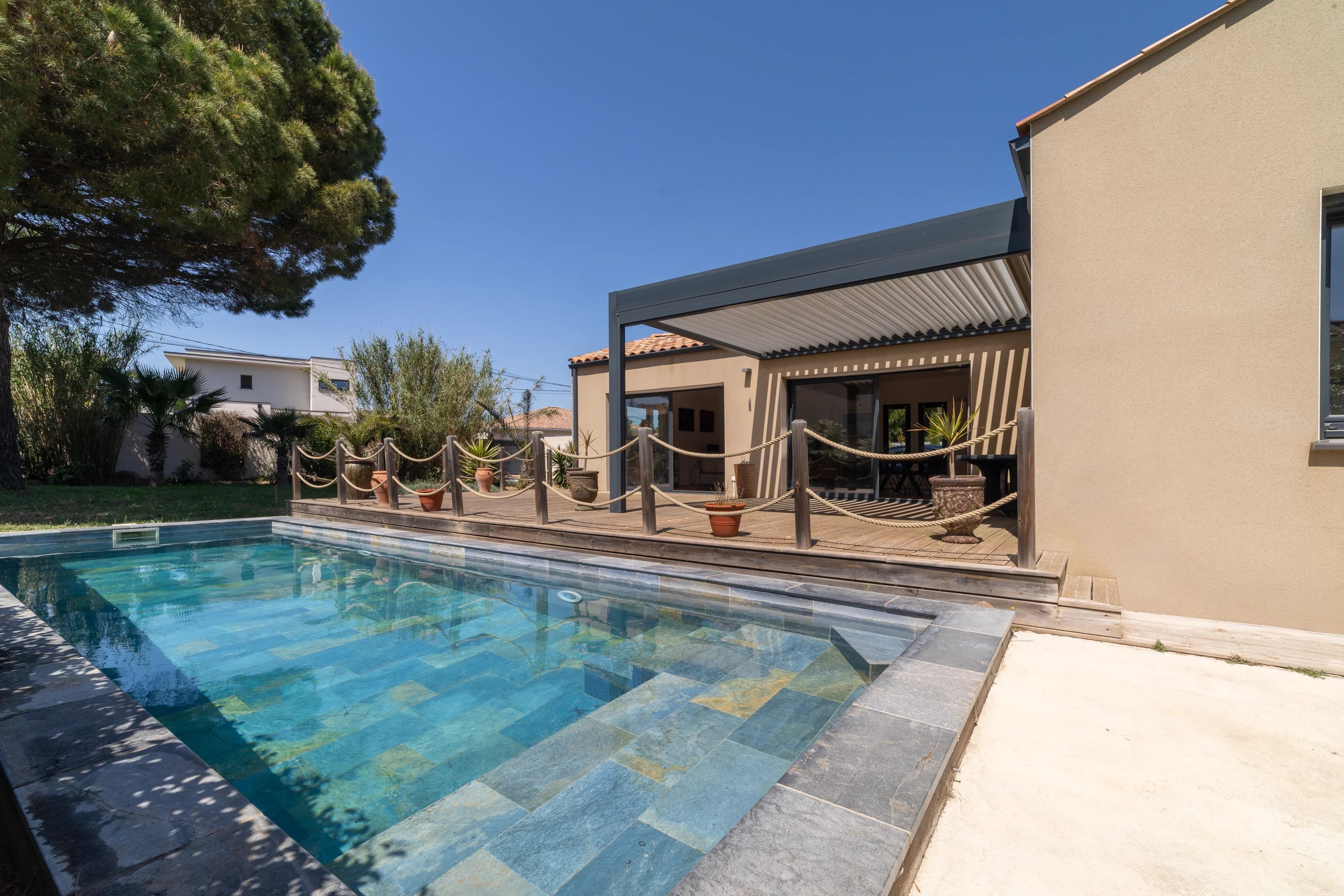 Villa contemporaine de plain-pied avec piscine à 700 m de la plage – Rochelongue, Le Grau d’Agde - Photo 12
