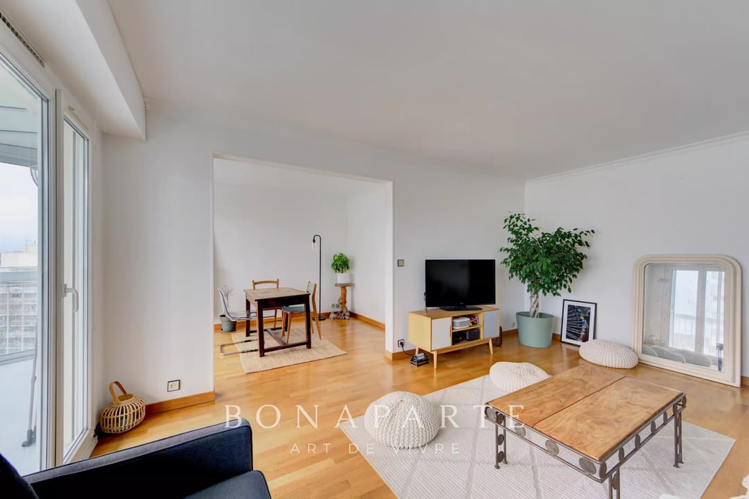 MARLY-LE-ROI - APPARTEMENT 4 PIECES - AVEC CAVE, PARKING ET GARAGE - Photo 2