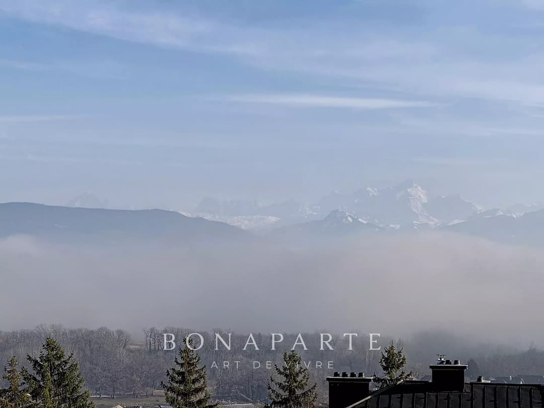 Gex - Appartement de caractère de 192 m² et 246 m² au sol - Photo 8