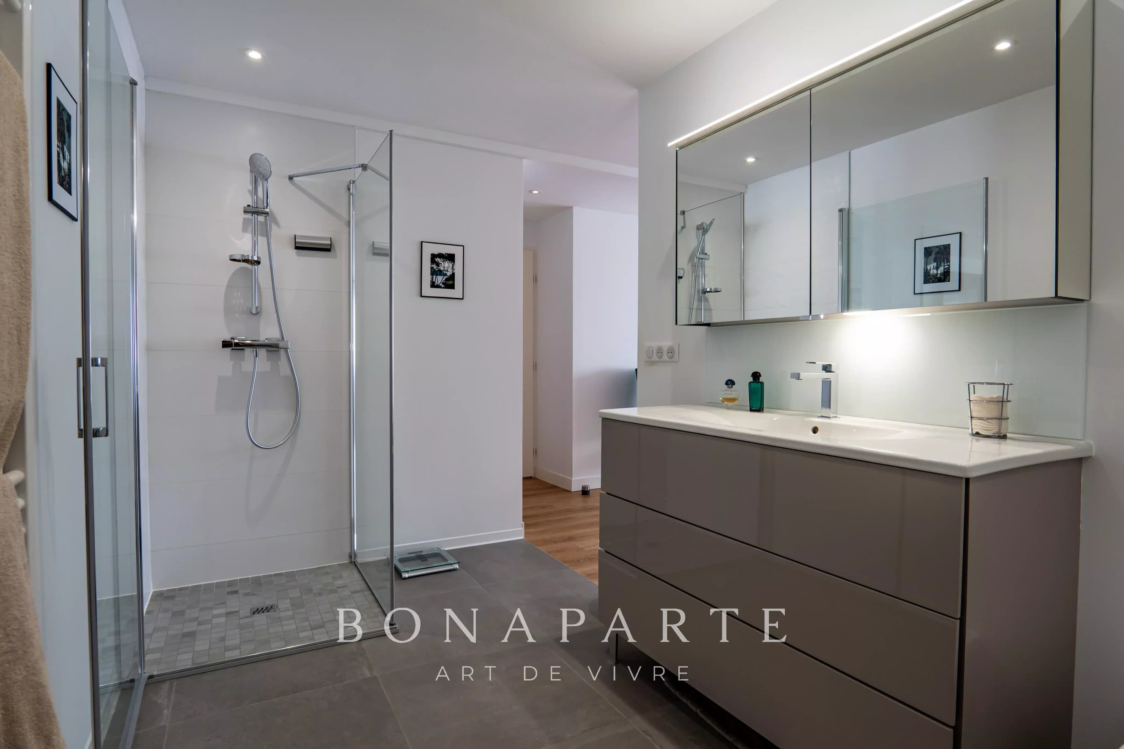 HAUT D'IDRON - VILLA CONTEMPORAINE - PRESTATIONS HAUT DE GAMME - Photo 14
