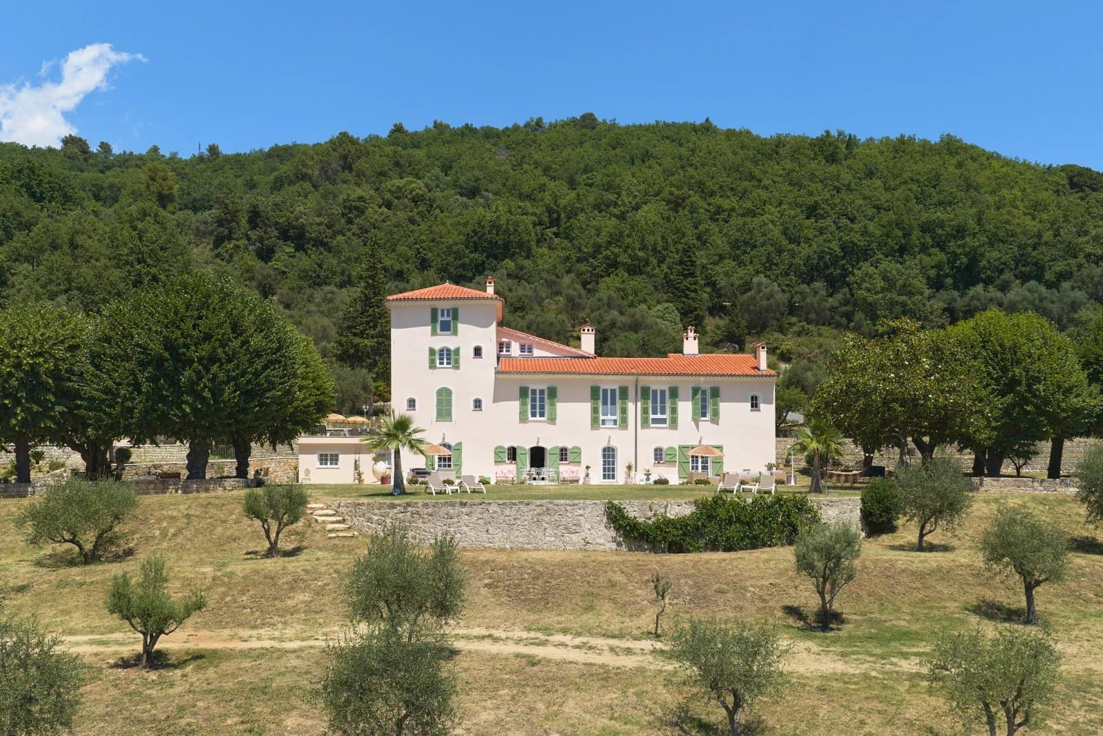Propriété suspendue entre ciel, collines et Méditerranée - Photo 16