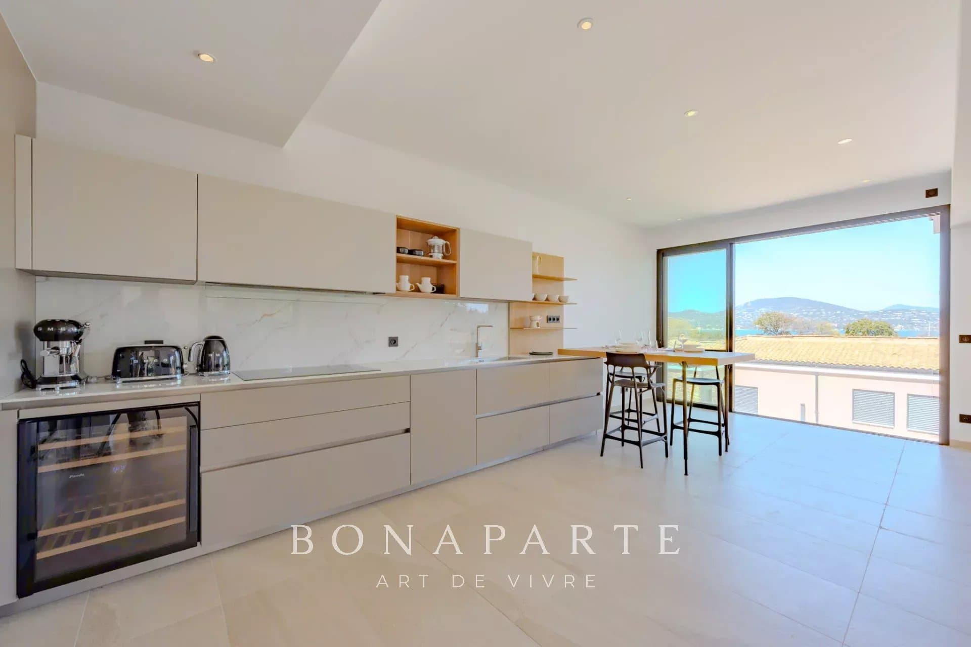 GASSIN - SAINT-TROPEZ Exclusivité : Magnifique villa-appartement en duplex avec très belle vue mer - Photo 25