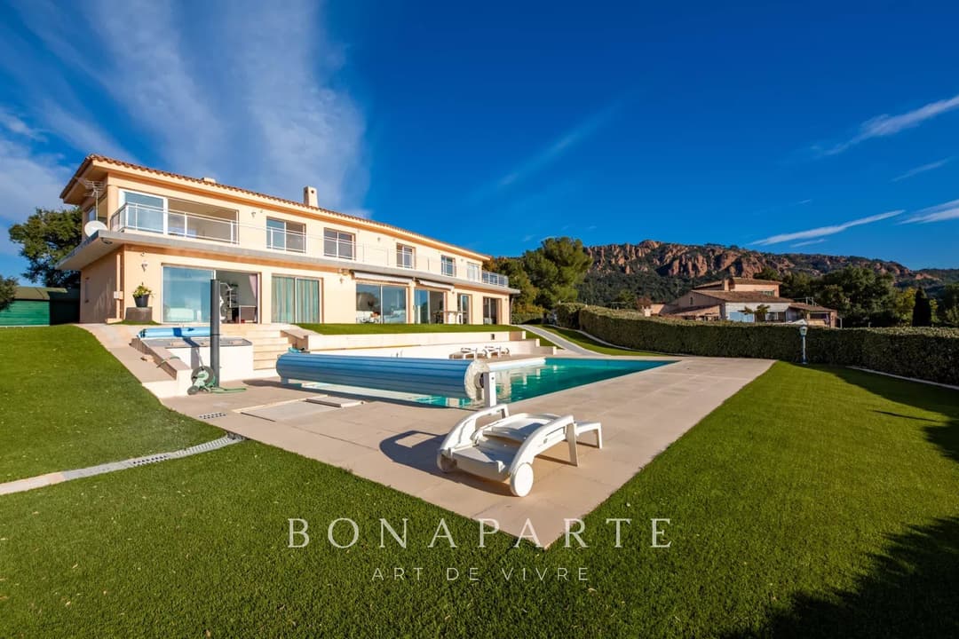 Villa d’Exception avec Vue Panoramique sur la Baie d’Agay - Photo 5