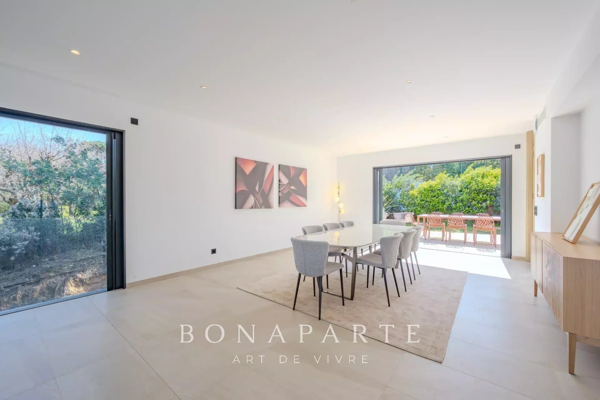 GASSIN - SAINT-TROPEZ Exclusivité : Magnifique villa-appartement en duplex avec très belle vue mer - Photo 28