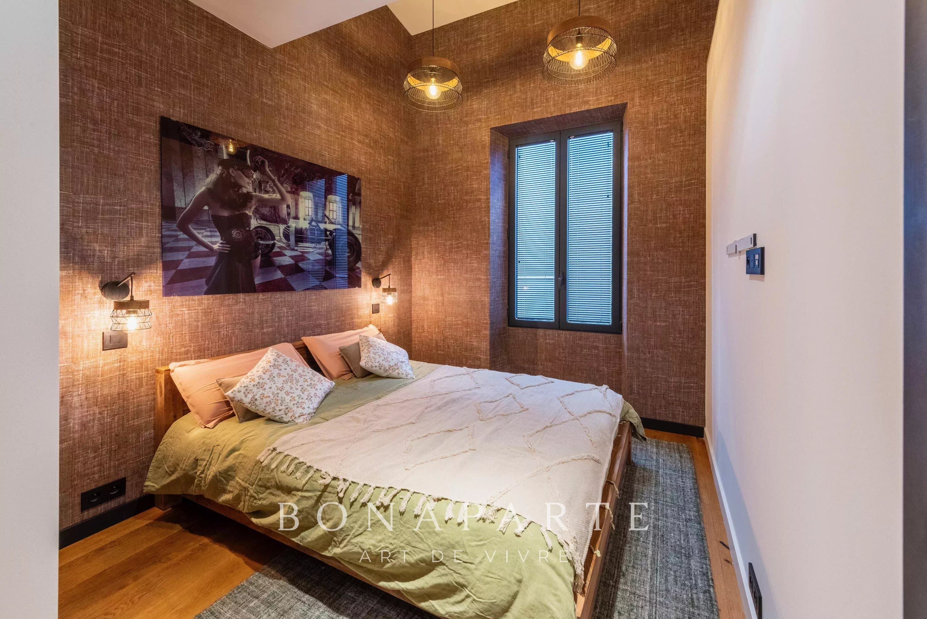 FREJUS - LUXUEUX APPARTEMENT DUPLEX DE 142M² AVEC TERRASSE - Photo 18