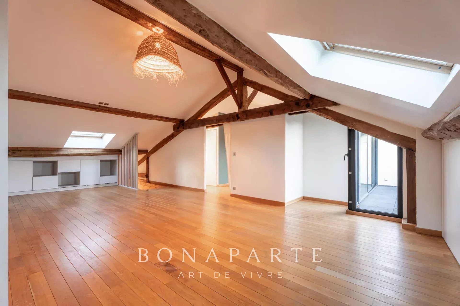 Ornex Centre - Grange rénovée avec piscine - Photo 9