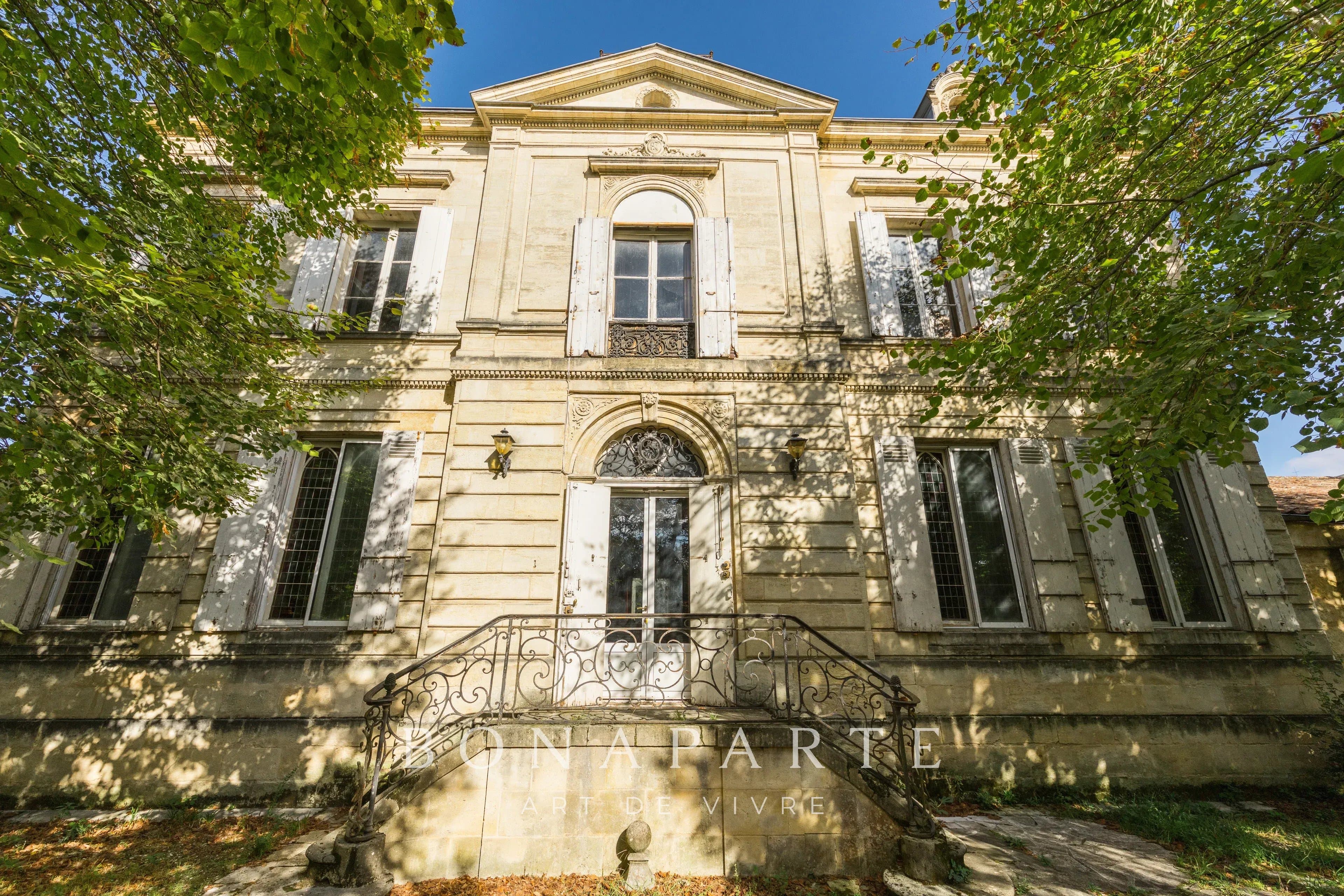 LE BOUSCAT – Magnifique demeure bourgeoise de 480 m² à réinventer, potentiel exceptionnel - Photo 22