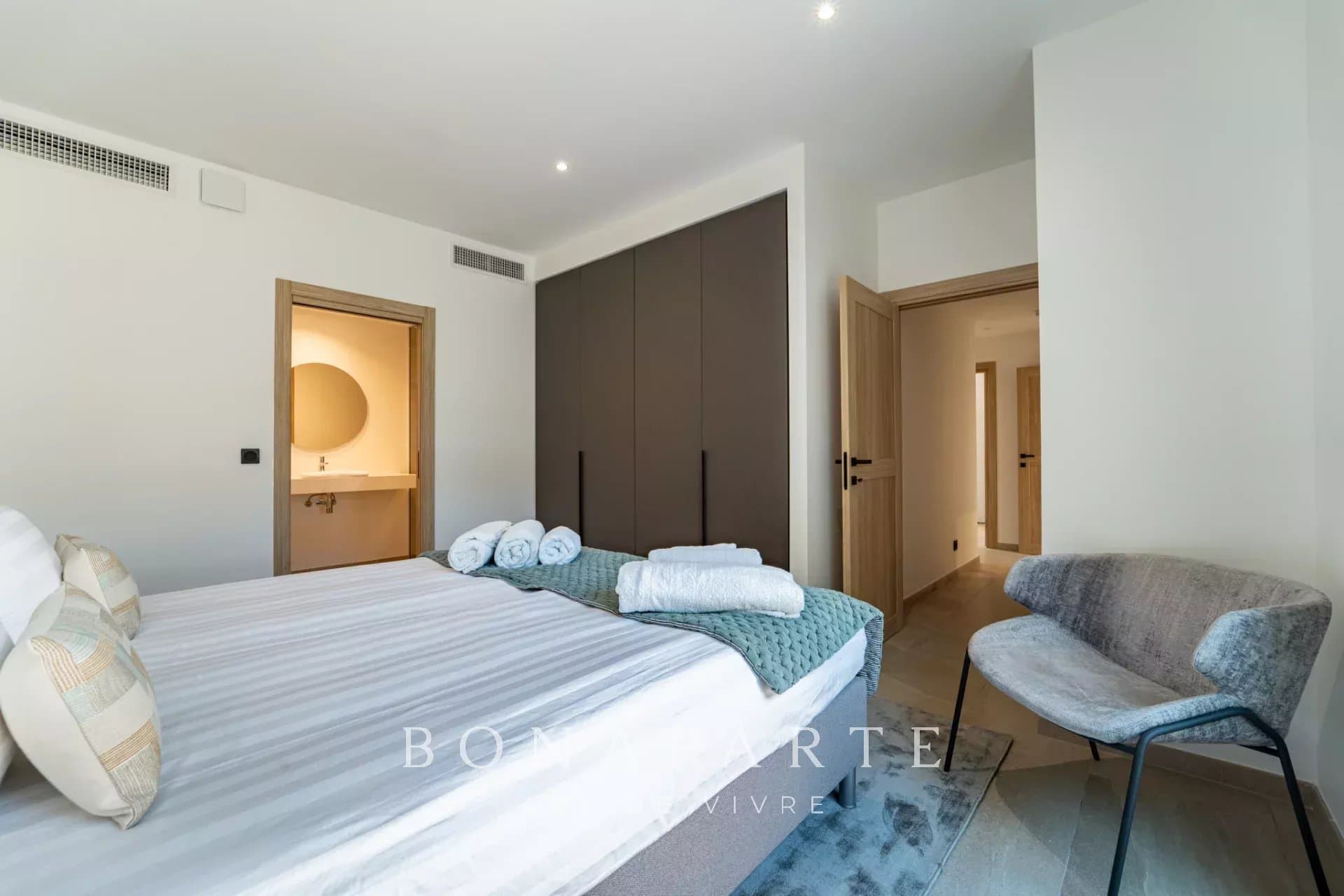 Villa 5 pièces avec piscine - Gassin - Photo 17