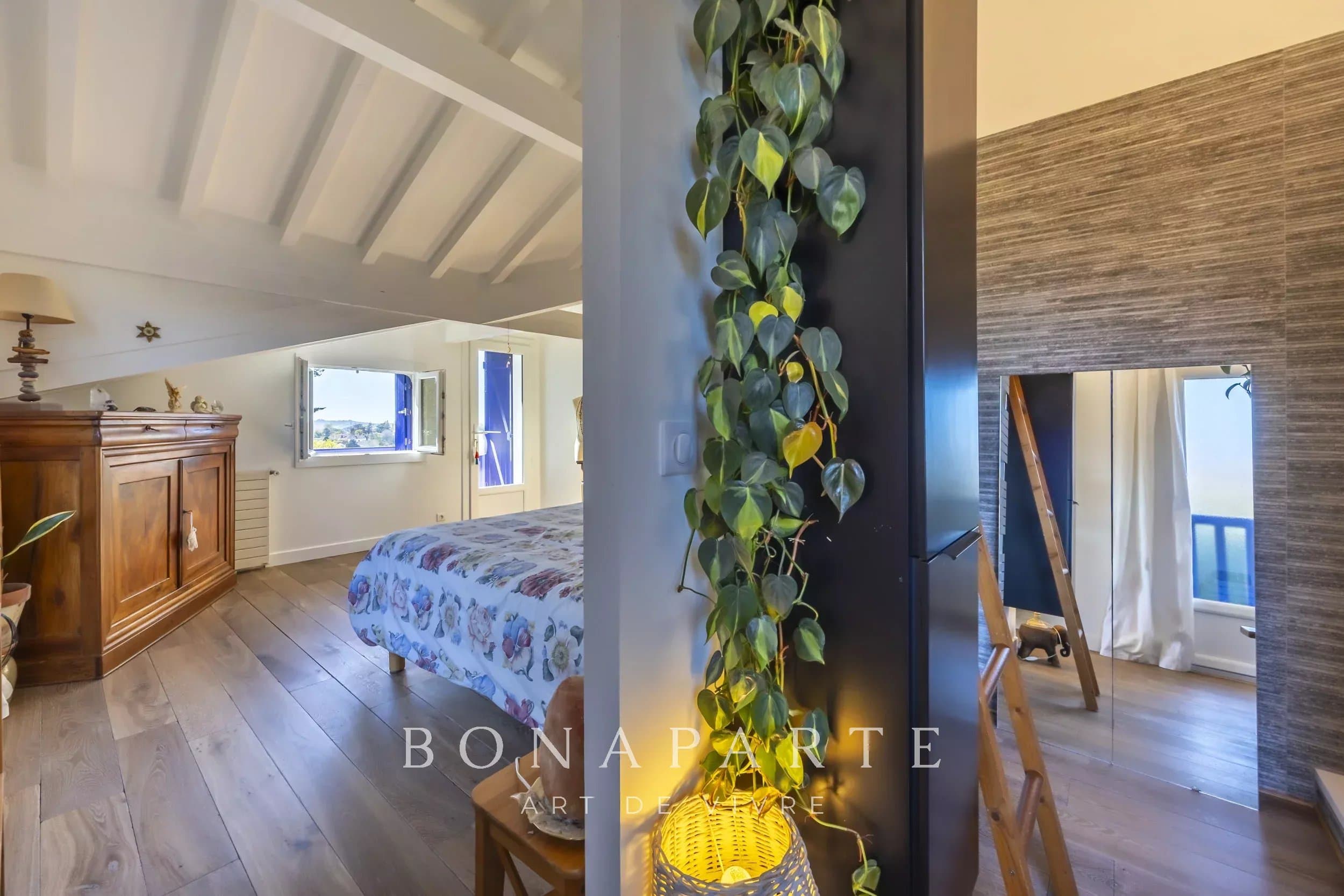 SAINT-JEAN-DE-LUZ - PROPRIETE AVEC PISCINE ET ANNEXE - Photo 13
