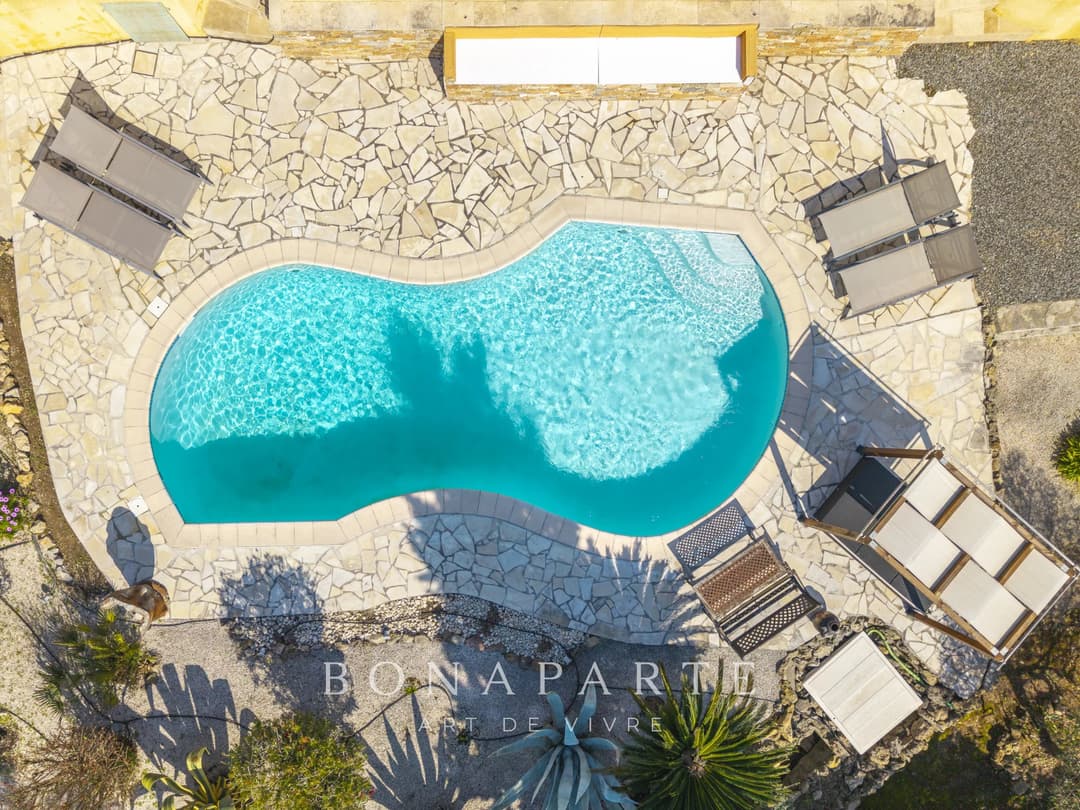 Saint-Raphaël - Superbe villa rénovée avec piscine - Photo 17