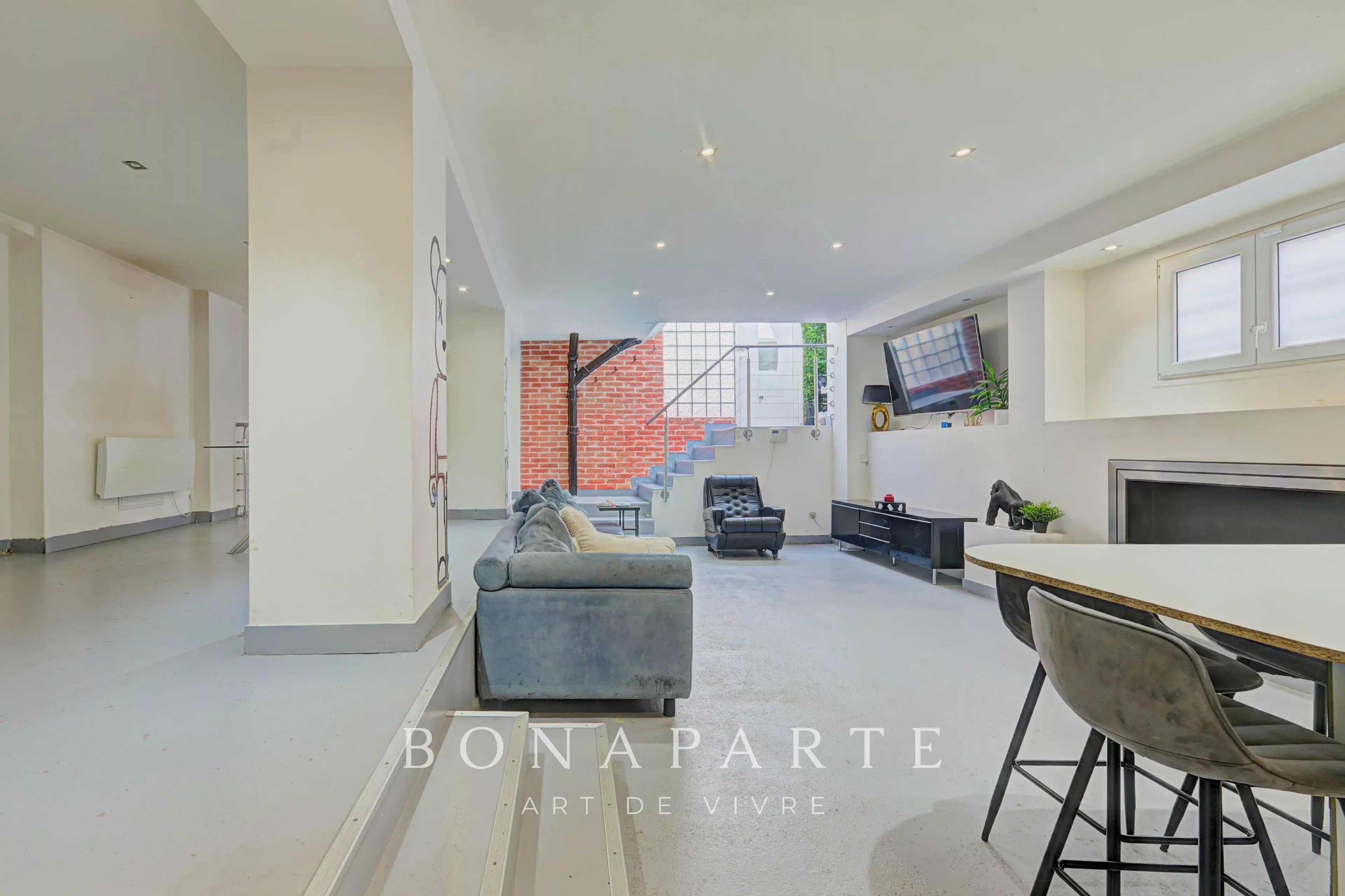 ASNIÈRES-SUR-SEINE – LOCAL D’ACTIVITÉ DE 158,40 M² AVEC GARAGE ET CAVE - Photo 3
