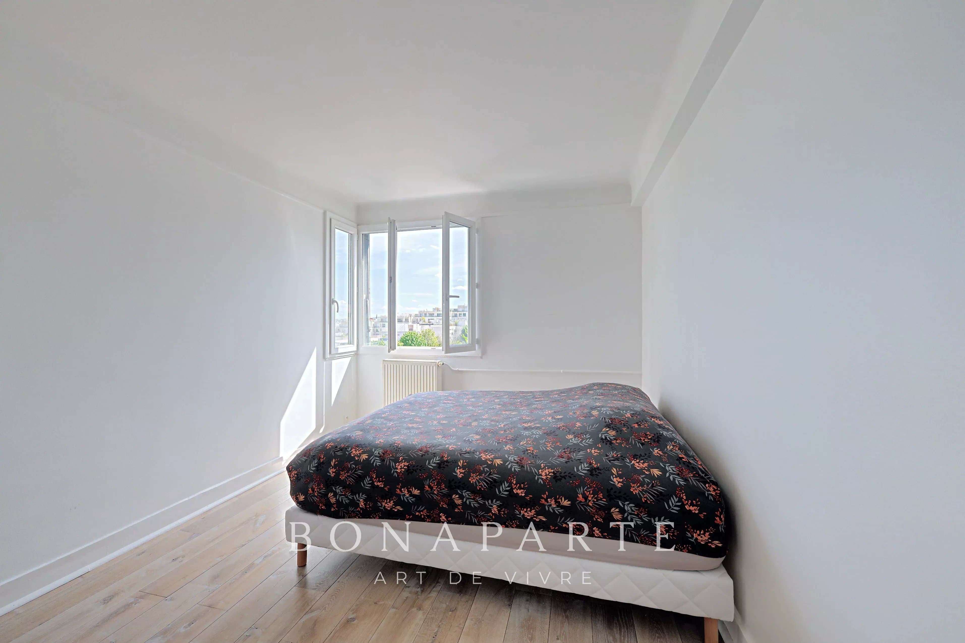 3 pièces 74 m² – Balcon, vue Tour Eiffel, parking – Val d’Or - Photo 9