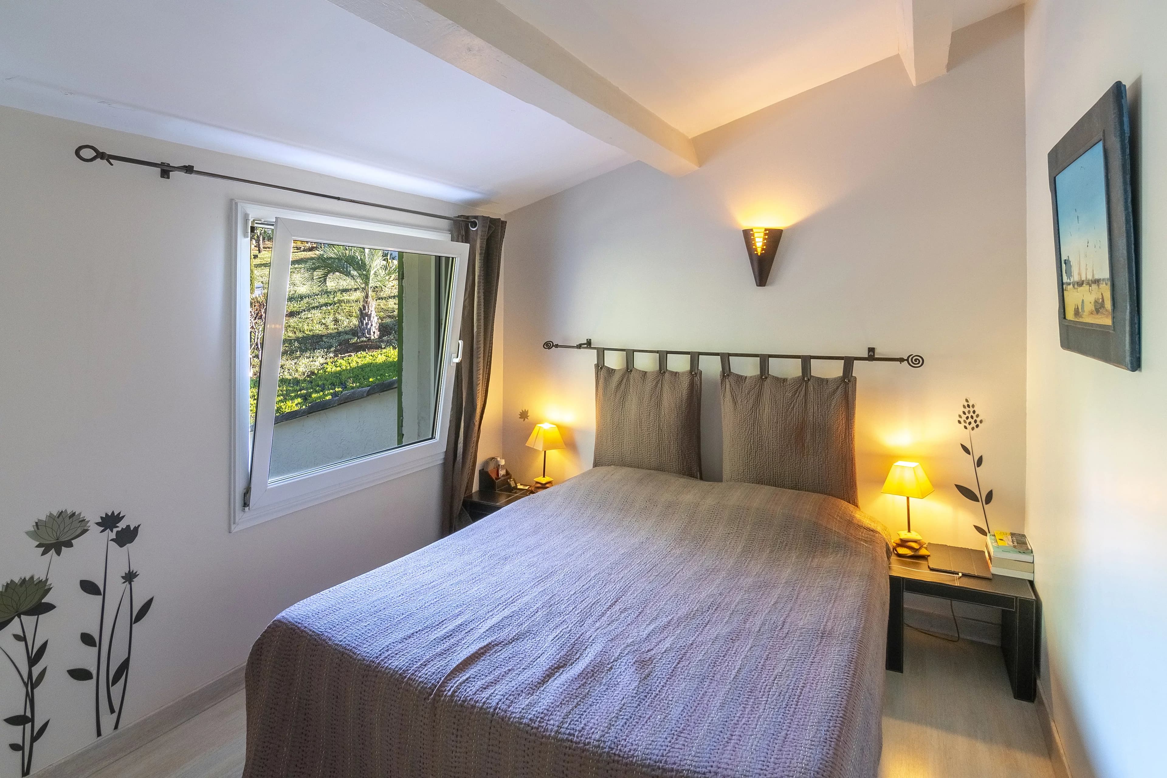 SUPERBE MAISON PROVENÇALE DE 155M² AVEC 4 CHAMBRES DONT UN T2 ATTENANT - Photo 10