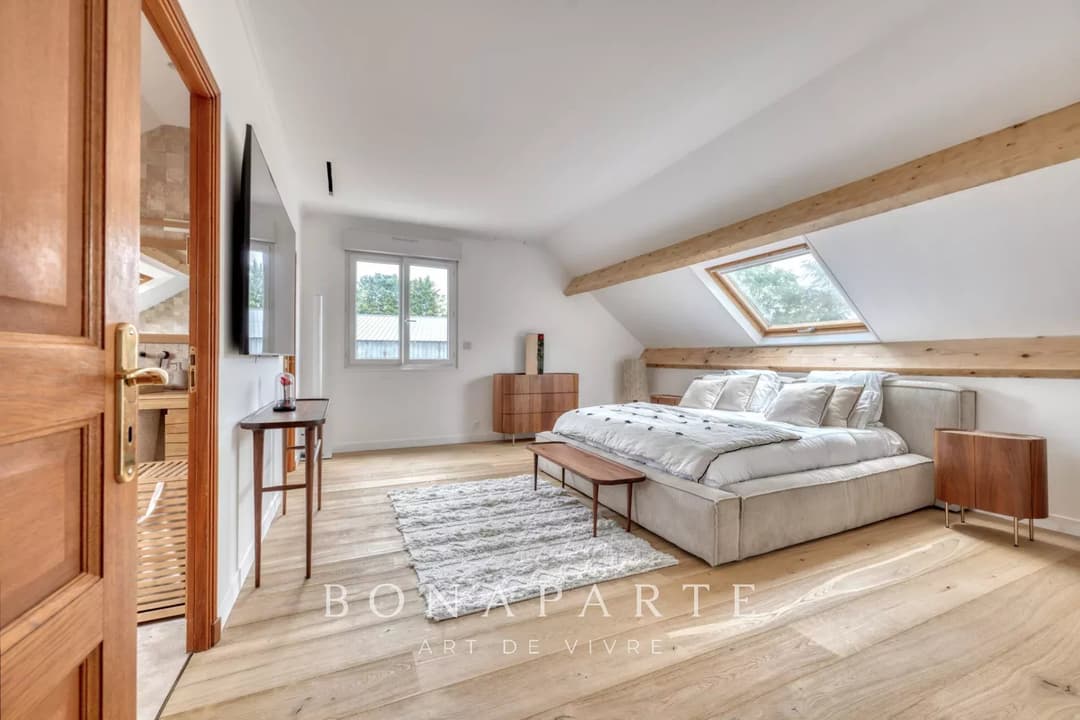 Maison familiale de 280m2 refaite à neuf avec piscine - Photo 18