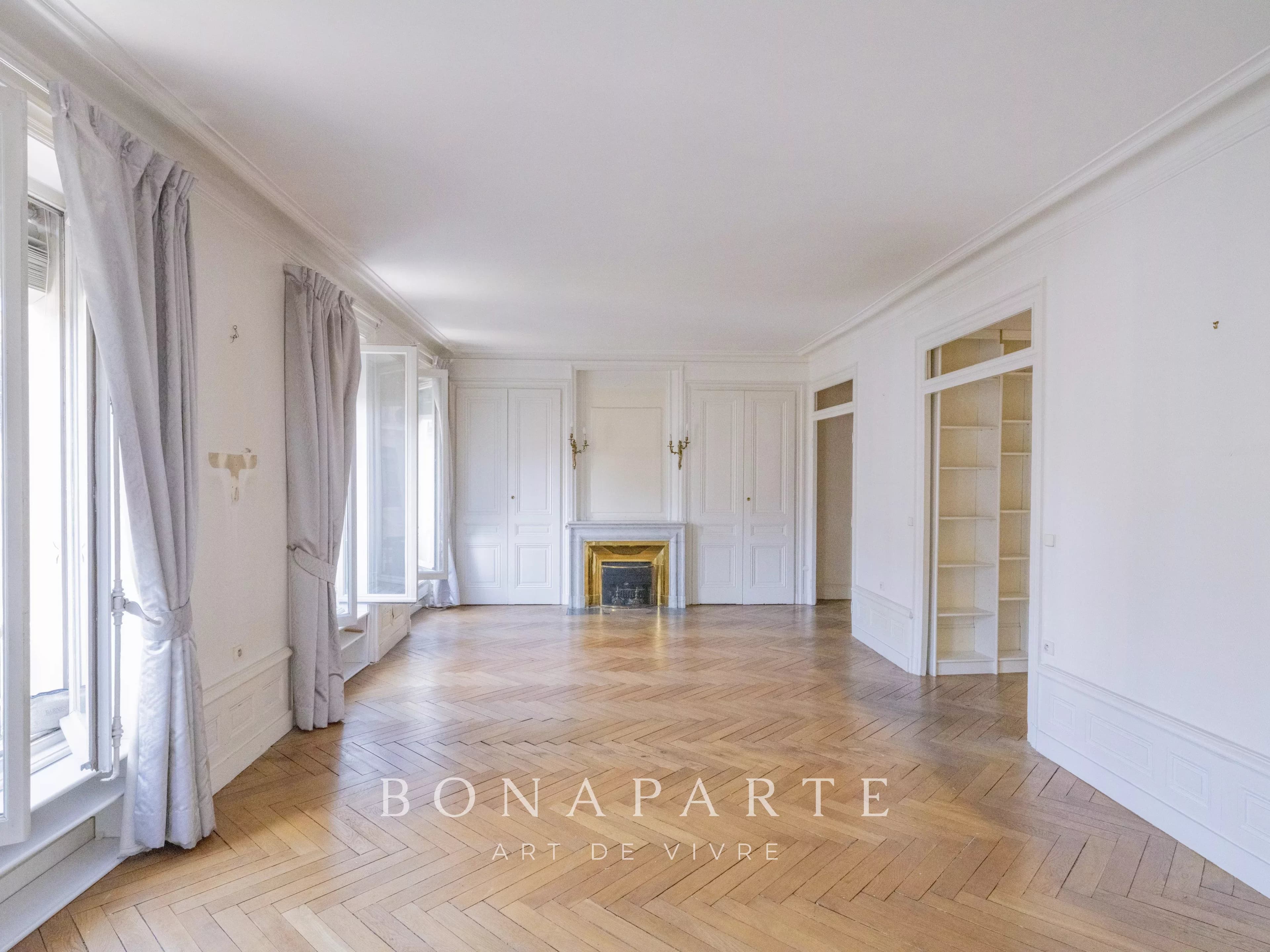 APPARTEMENT FAMILIAL DE CARACTERE - LYON 6 - 131m² - EXPOSITION SUD et EST - Photo 1