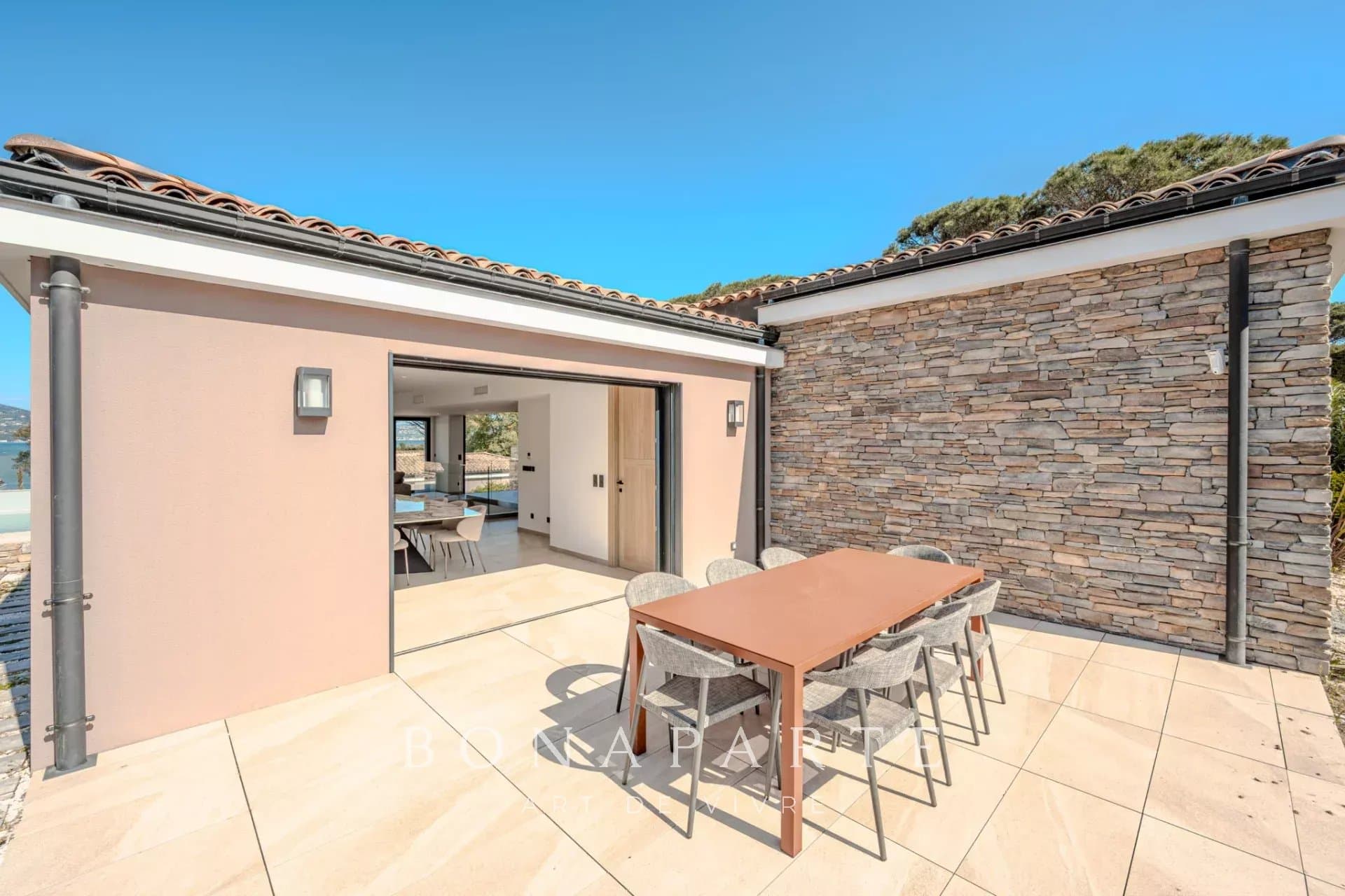 SAINT-TROPEZ GASSIN Exclusivité : Superbe villa-appartement en duplex avec vue mer exceptionnelle - Photo 24
