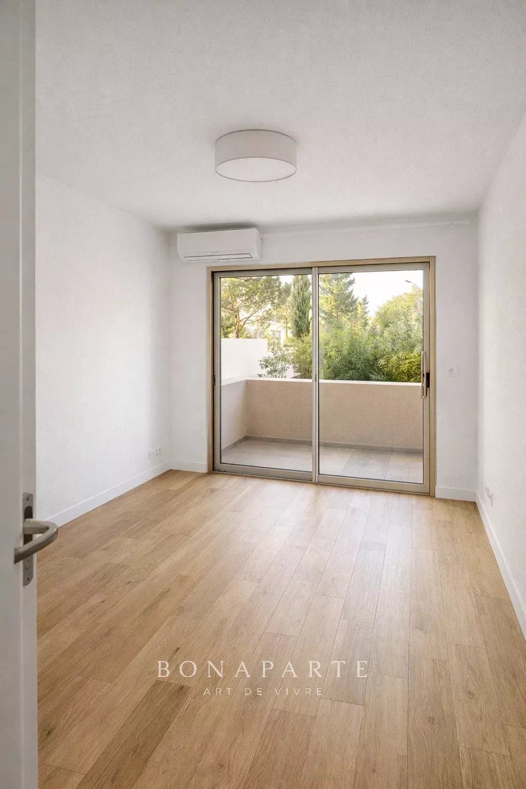 Cannes Centre – À quelques minutes du Vieux-Port et du Palais des Festivals - Photo 5