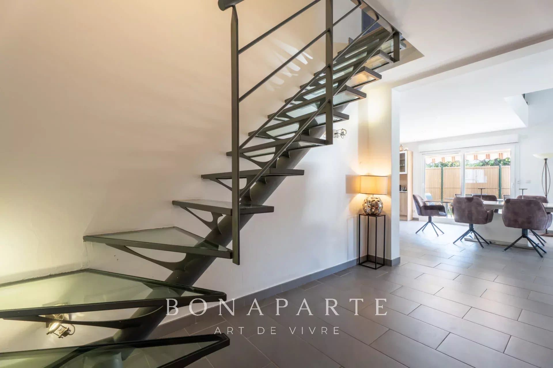 PROCHE GENEVE - VILLA D'EXCEPTION 10 PIECES - Photo 20