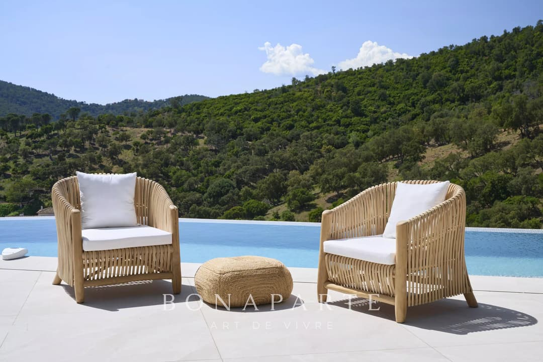 LES ISSAMBRES : Villa contemporaine d’exception – 257 m² habitables – Vue mer panoramique - Photo 13