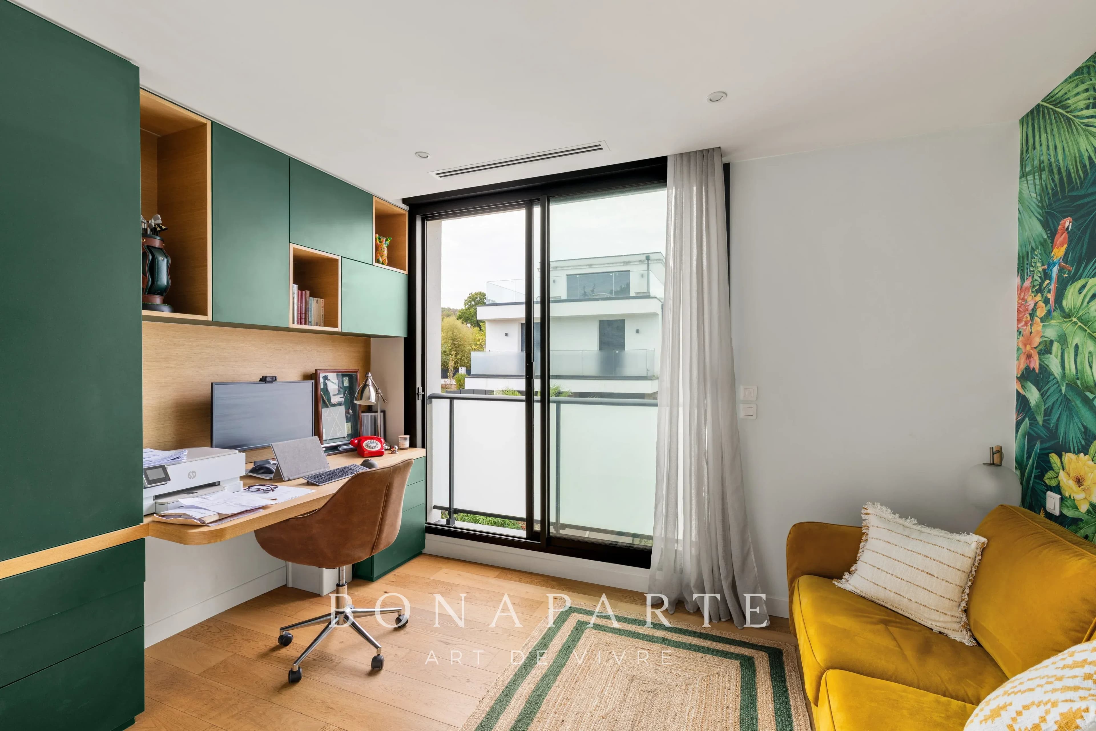 RUEIL-MALMAISON – MAISON CONTEMPORAINE 235 M² – 5 CHAMBRES – PISCINE – SAINT-CUCUFA - Photo 18