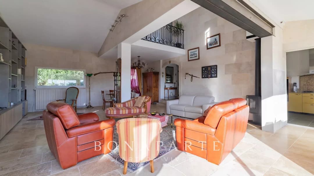 Villa avec vue golf – 160 m² – Piscine – Sous-sol 182 m² - Photo 3