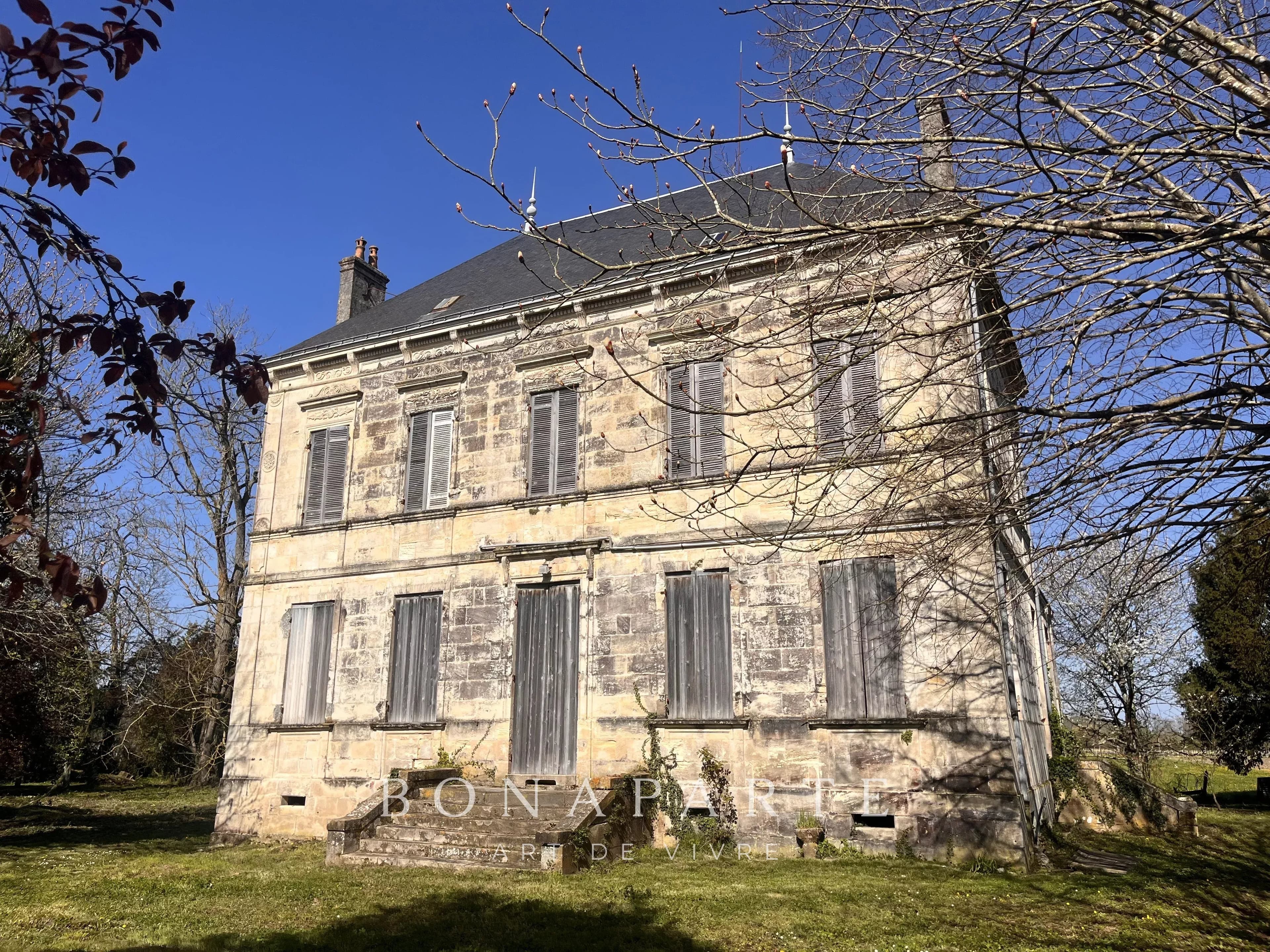 COUQUEQUES - CHATEAU DE 316 m², À RÉNOVER, À 25 MINUTES DES PLAGES OCEANES - Photo 3